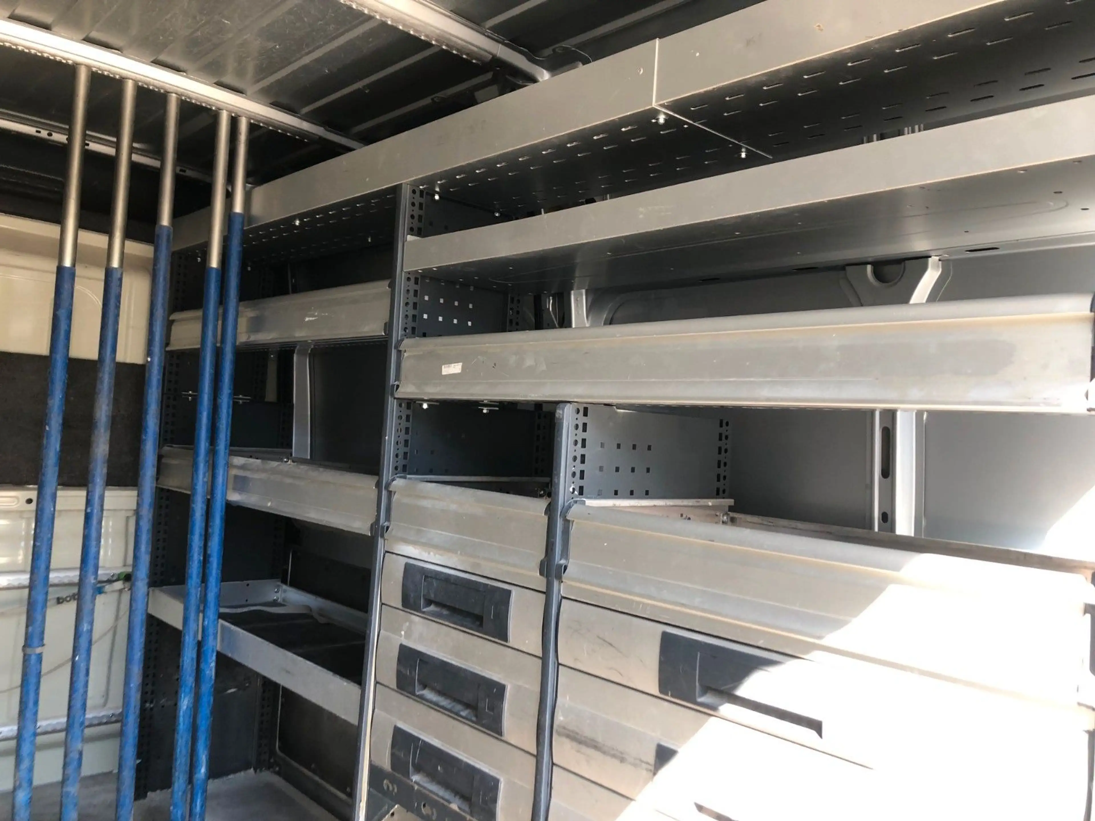 Peugeot Boxer 335 L2H2 Pro BlueHDi *** Bott System *** — photo 12