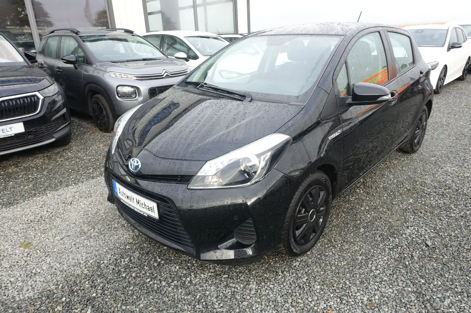 Toyota Yaris 1.5 Hybrid Aut.KLIMAAUT KAM BLUET Insp.Neu Noir - 2