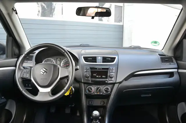 Suzuki Swift view 8