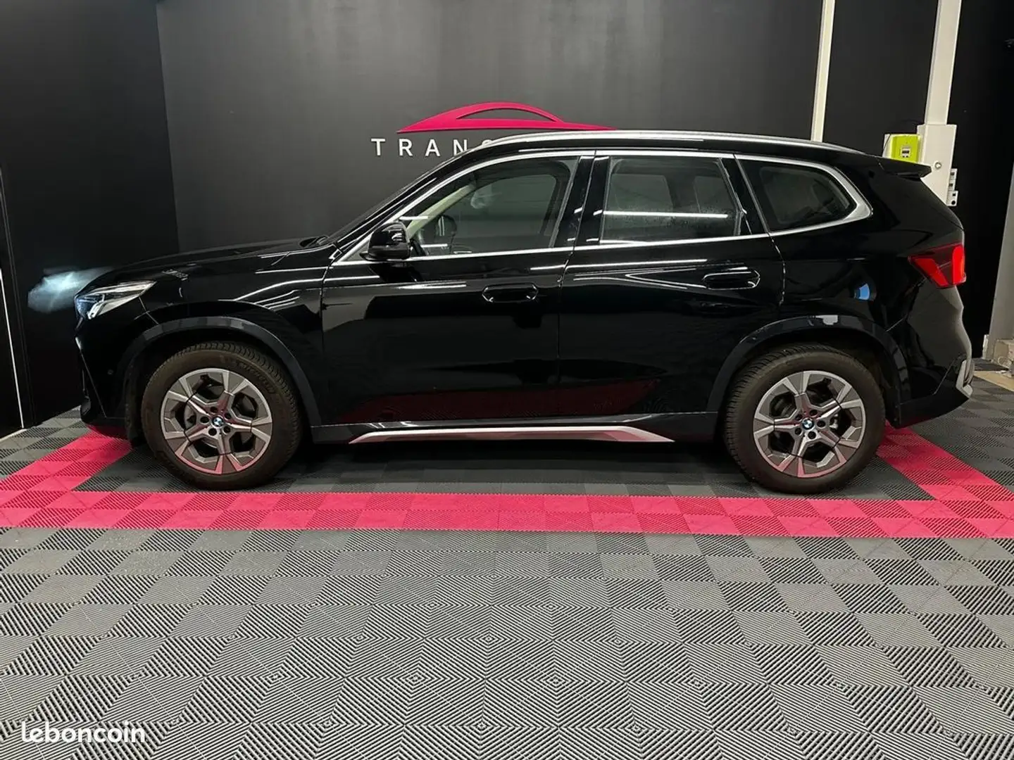 BMW X1 U11 sDrive 18i 136ch DKG7 xLine PREMIERE MAIN ORIG Noir - 2