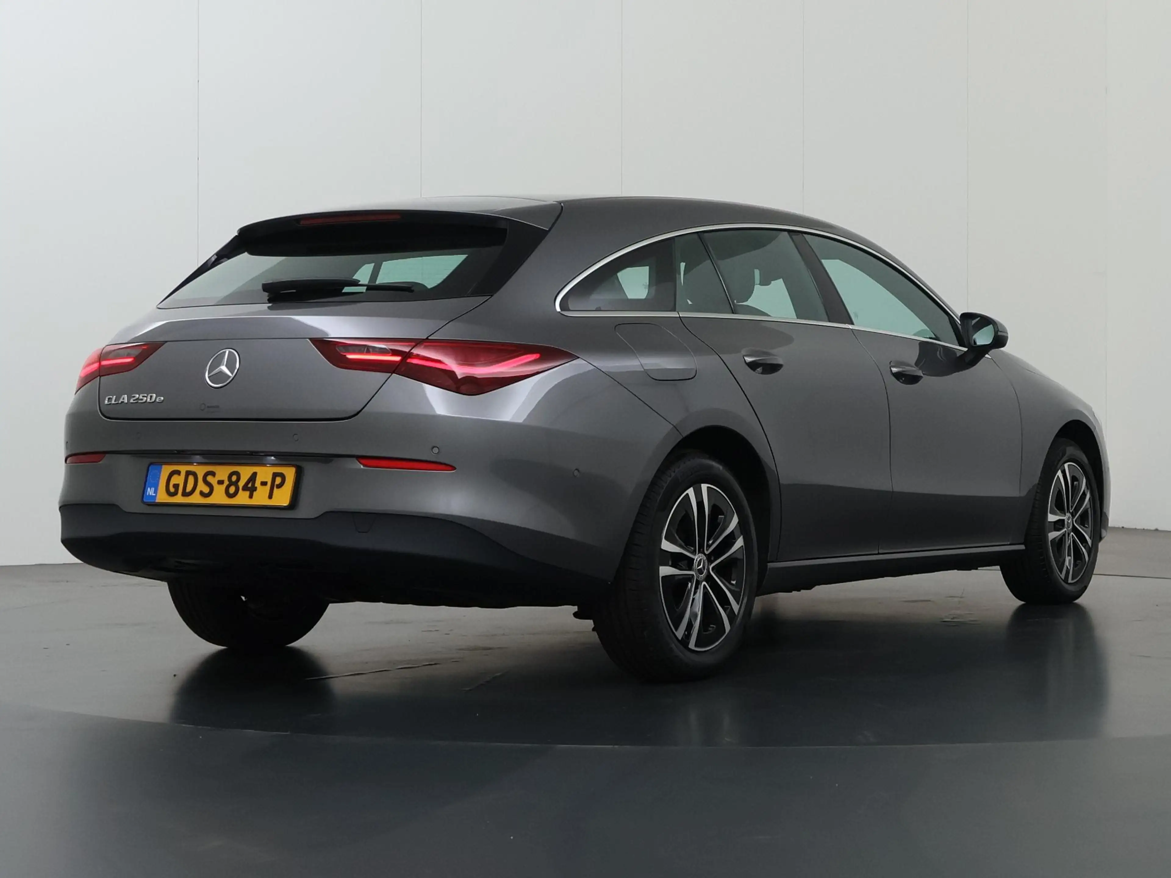 Mercedes-Benz CLA 250 Shooting Brake e Star Edition | Trekhaak | Stoelve — photo 2