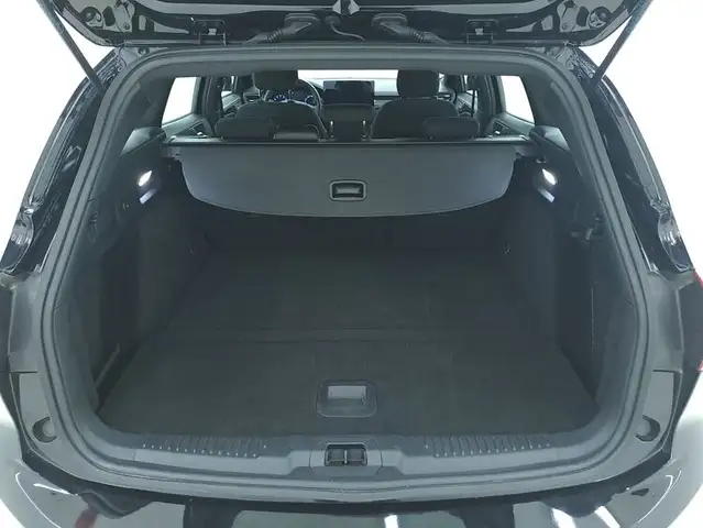 Ford Focus view 14
