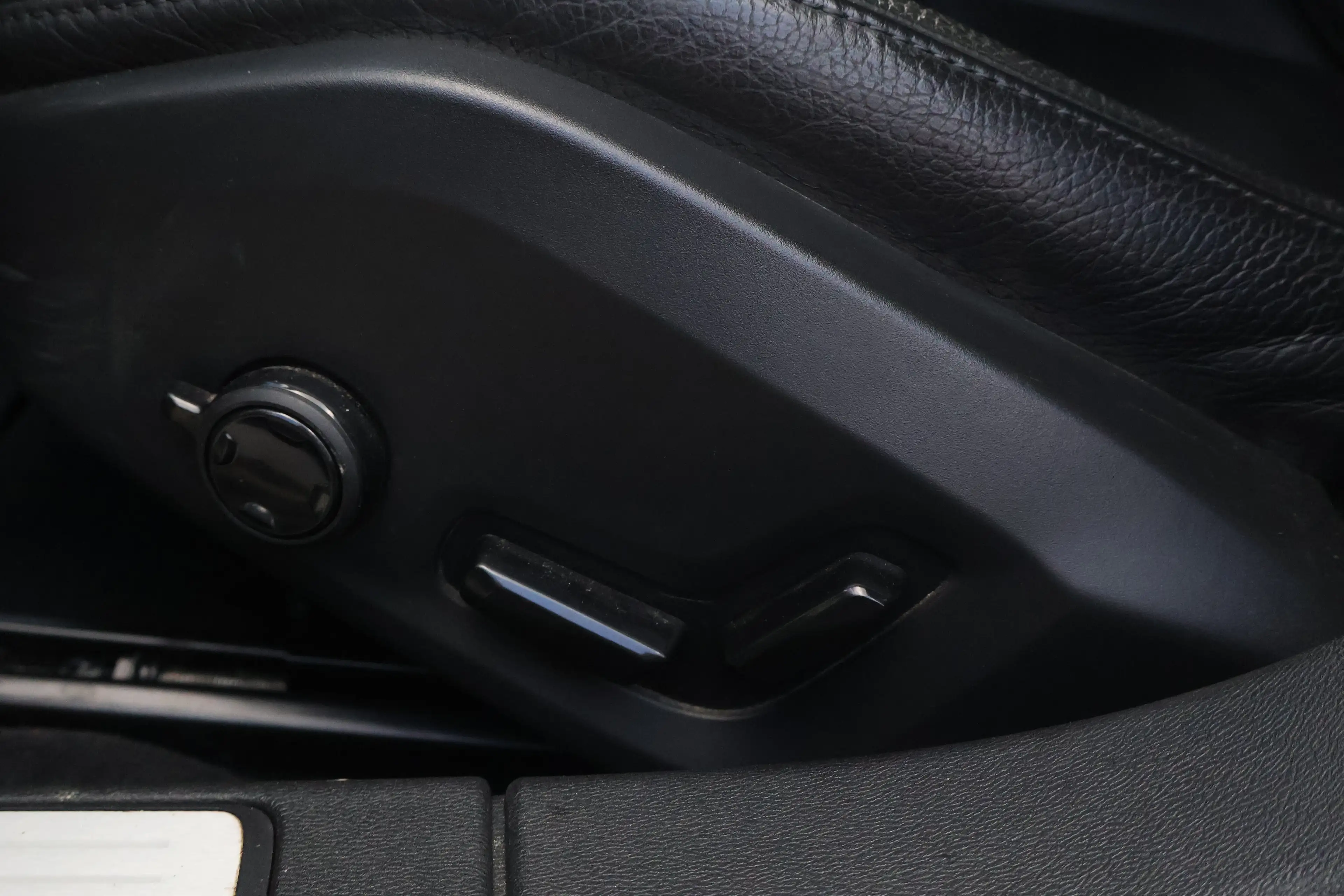 Volvo V60 Cross Country B5 AWD Pro | Leder  | 360cam | Pano | BLIS | Trekh — photo 8