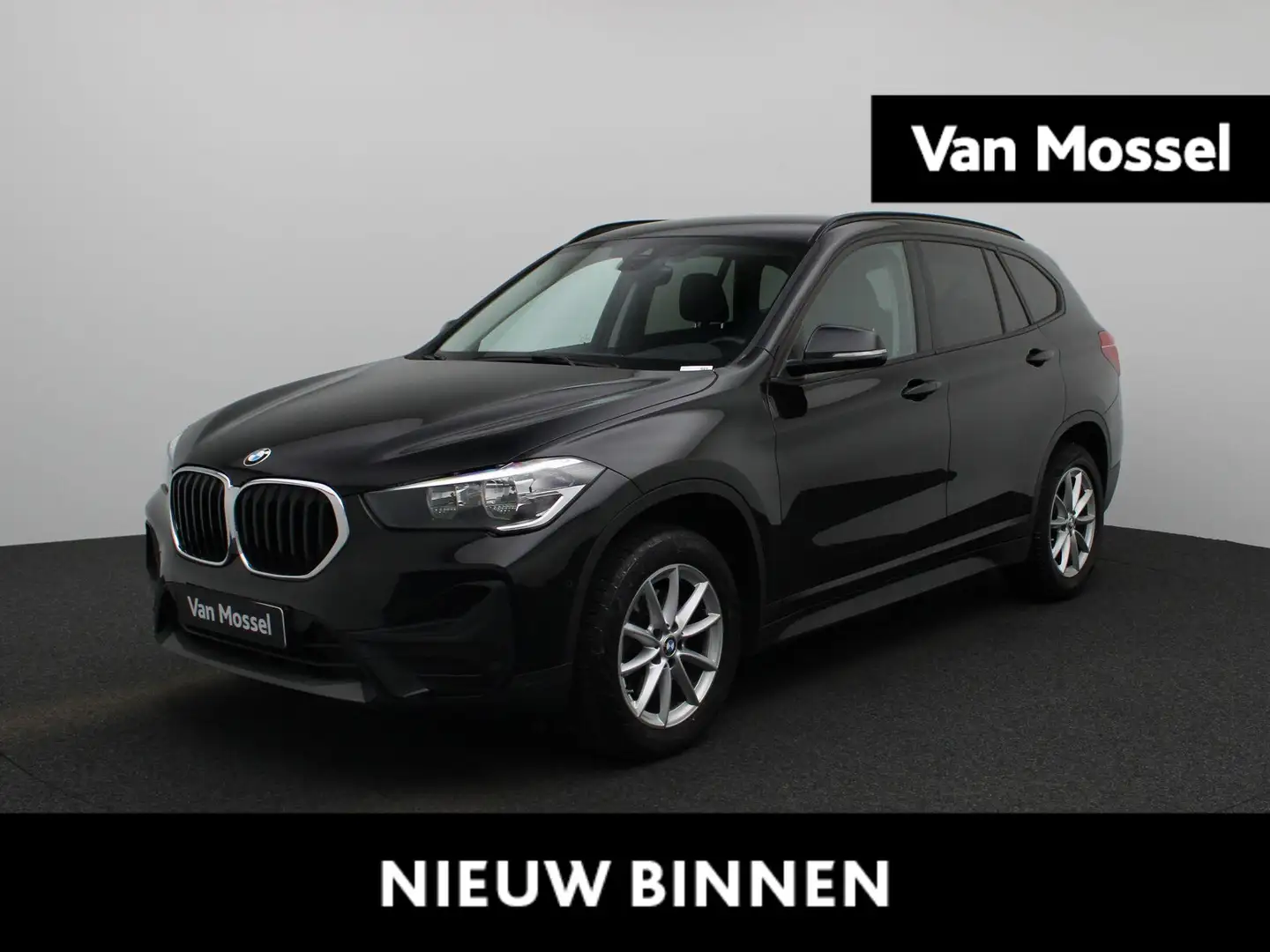 BMW X1 sDrive18iA (100 kW) Noir - 1