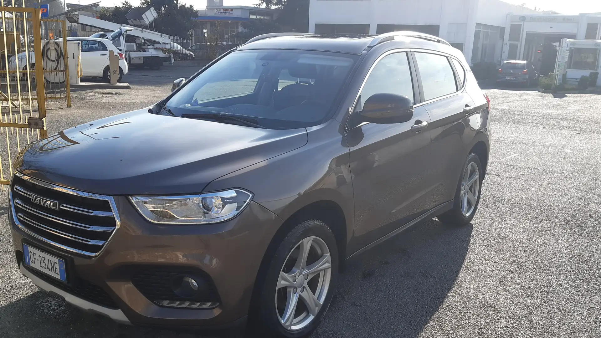 Haval H2 H2 1.5t Premium Gpl Коричневый - 2