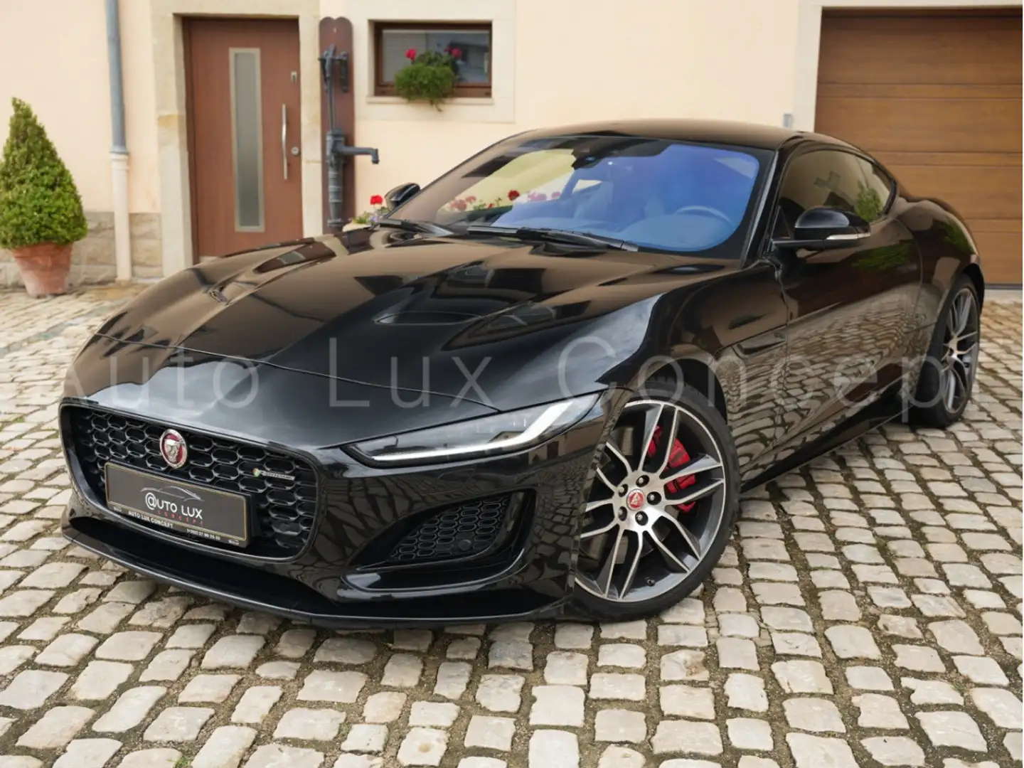 Jaguar F-Type P300 R-Dynamic/Black Pack/Keyless/Meridian/12-Way Noir - 1