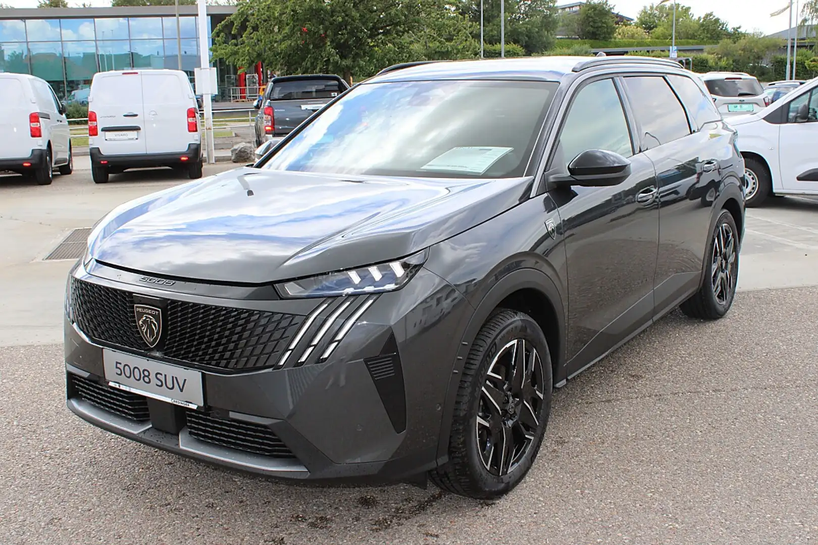 Peugeot 5008 mHEV 145 e-DCS6 Aut. Grau - 1