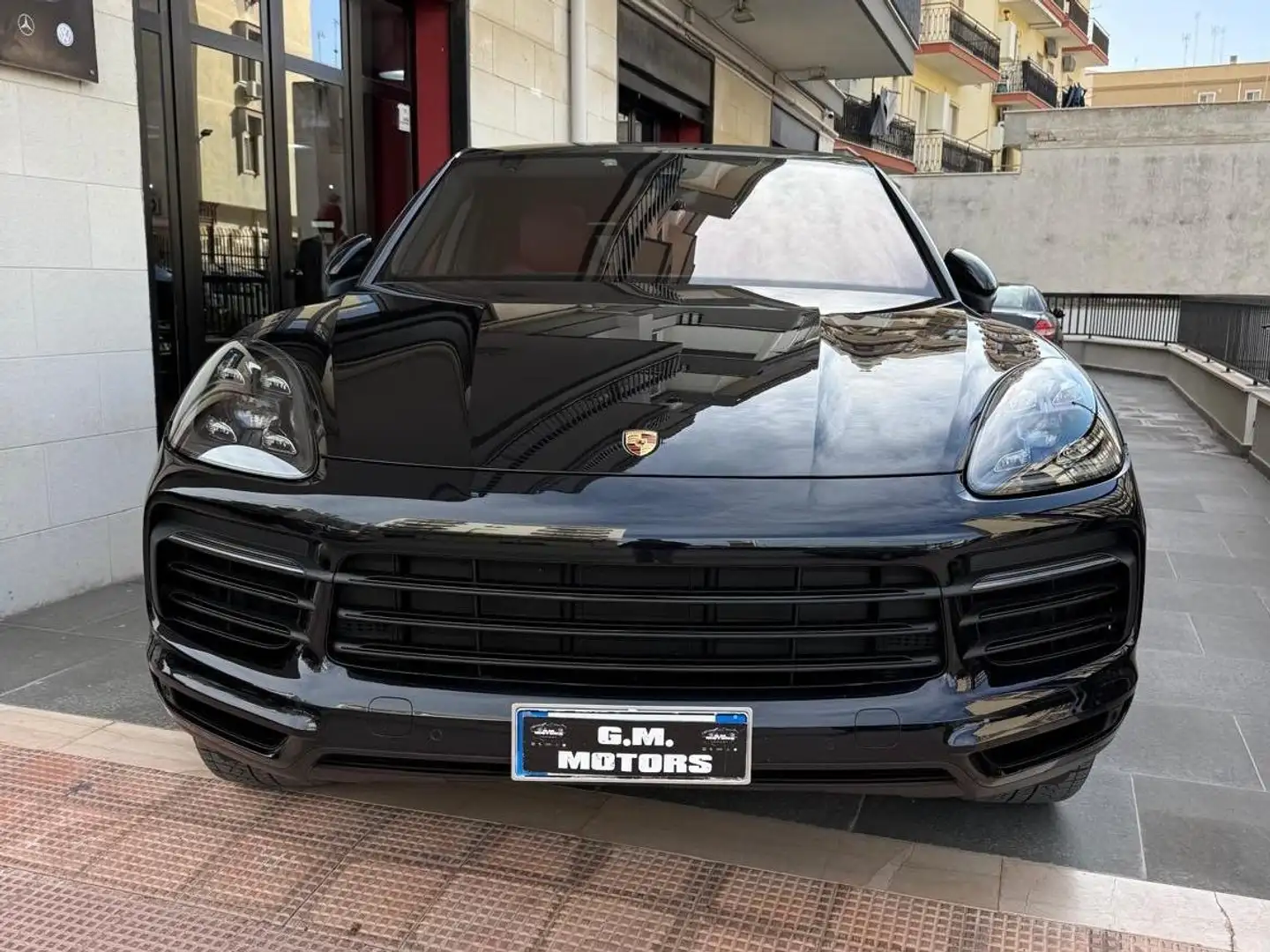 Porsche Cayenne COUPE' E HYBRID Zwart - 2