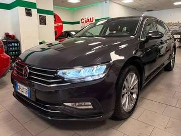 Passat VIII 2019 Variant 1.6 tdi Business 120cv dsg