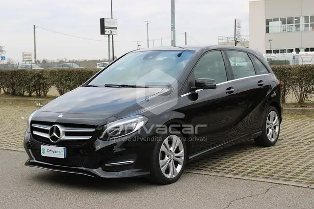Mercedes-Benz B 180 B 180 d Automatic Sport