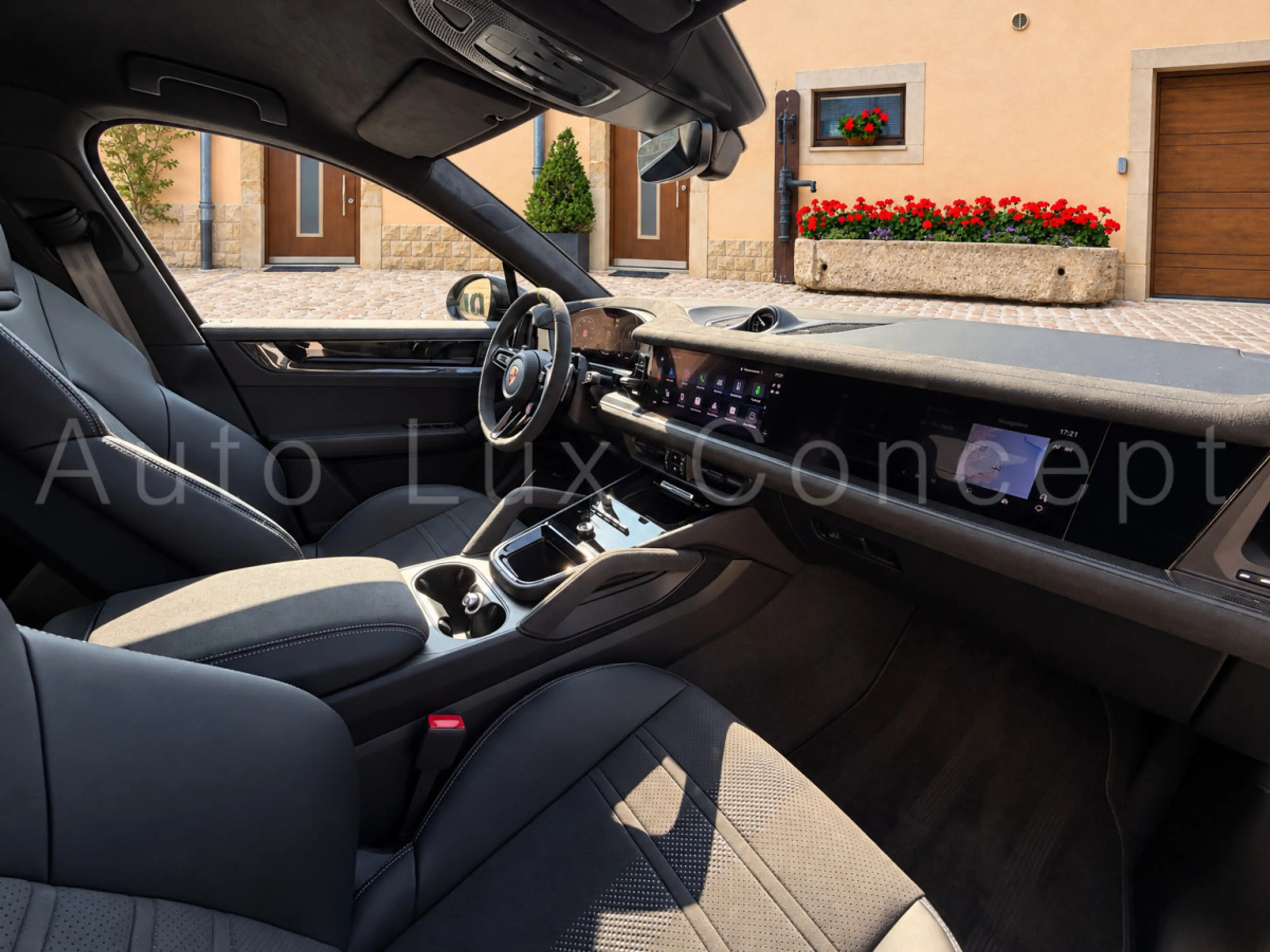 Porsche Cayenne Turbo E-Hybrid Coupé mit GT-Paket — photo 6