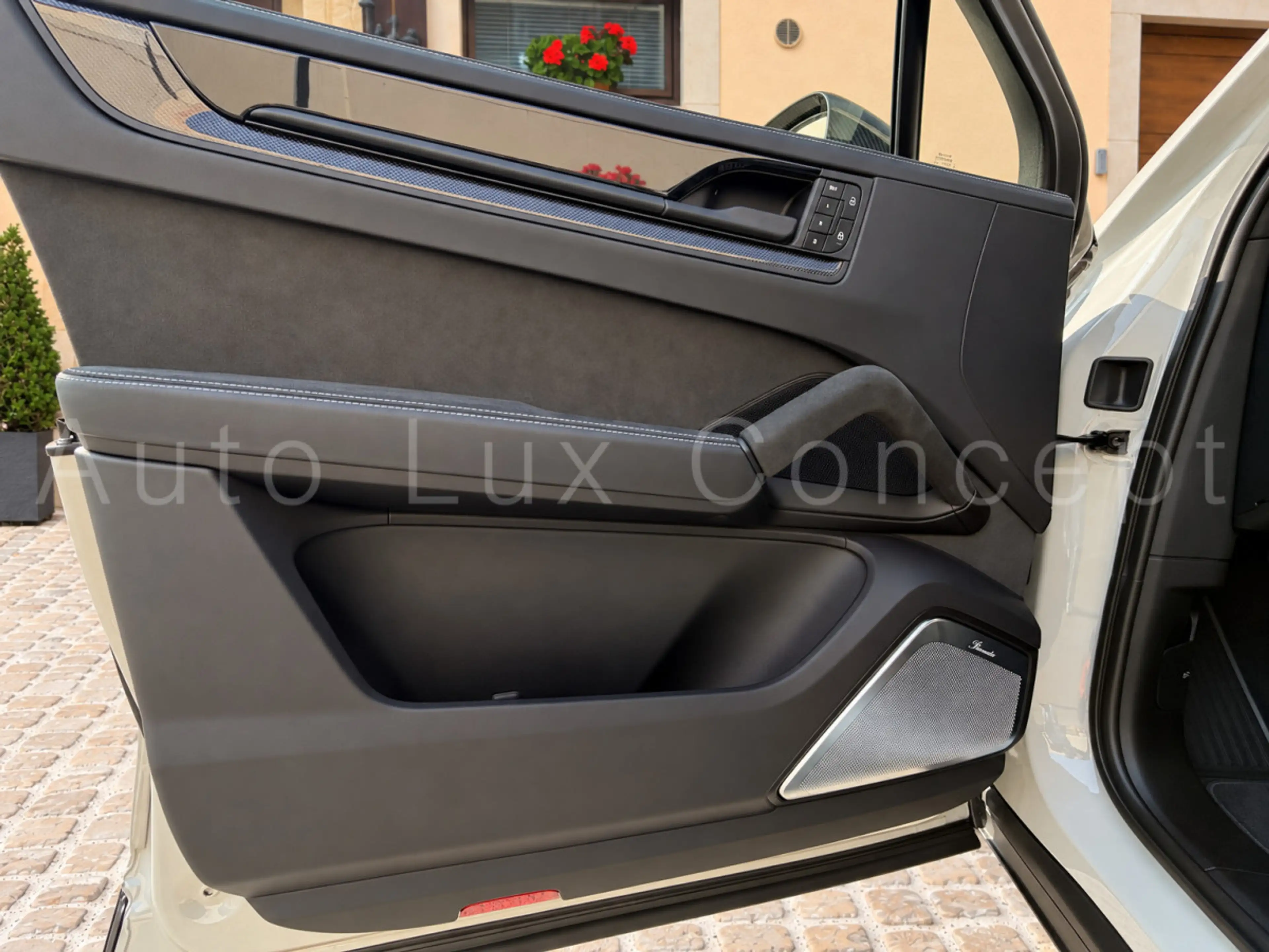 Porsche Cayenne Turbo E-Hybrid Coupé mit GT-Paket — photo 15