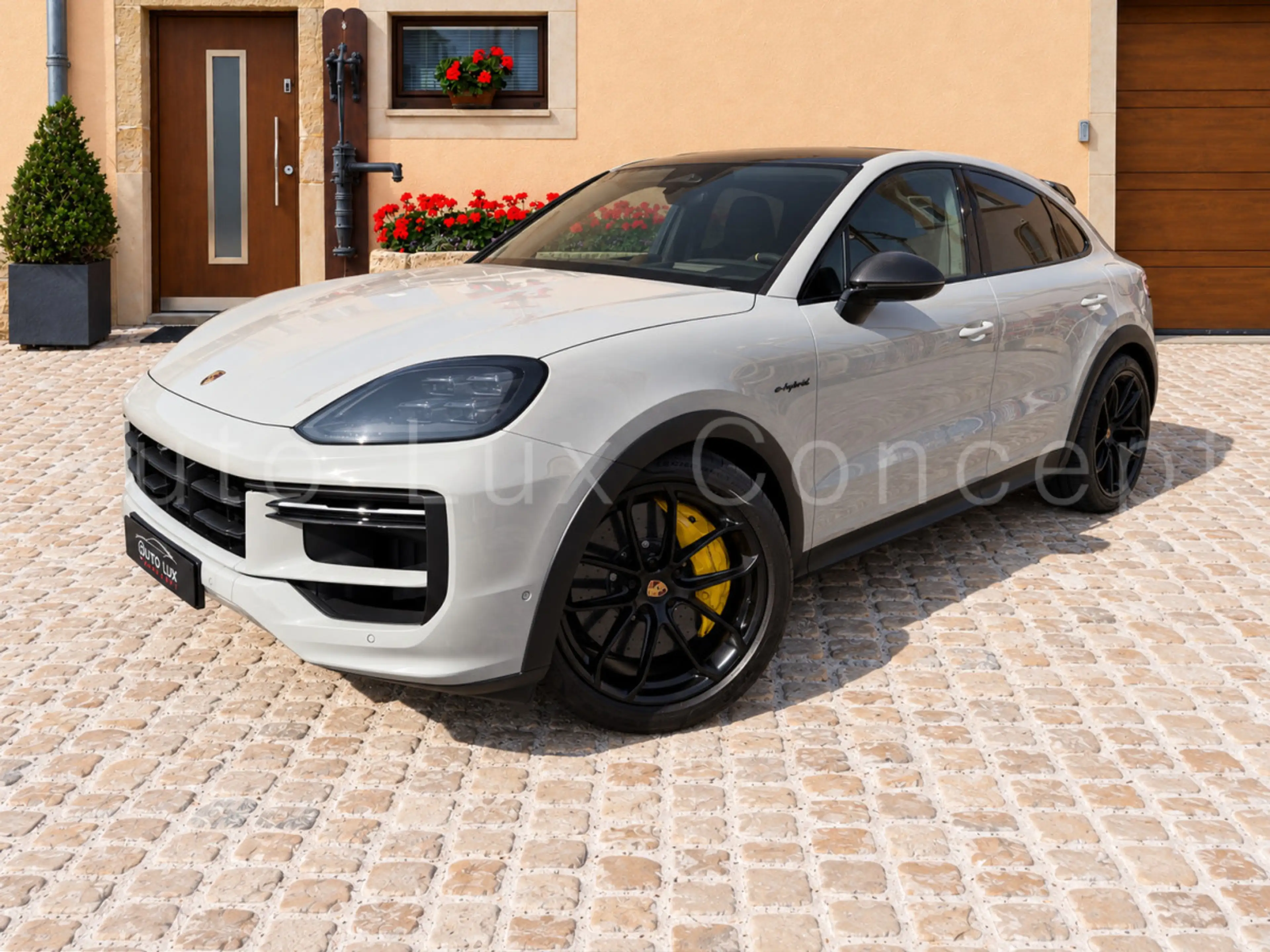 Porsche Cayenne Turbo E-Hybrid Coupé mit GT-Paket