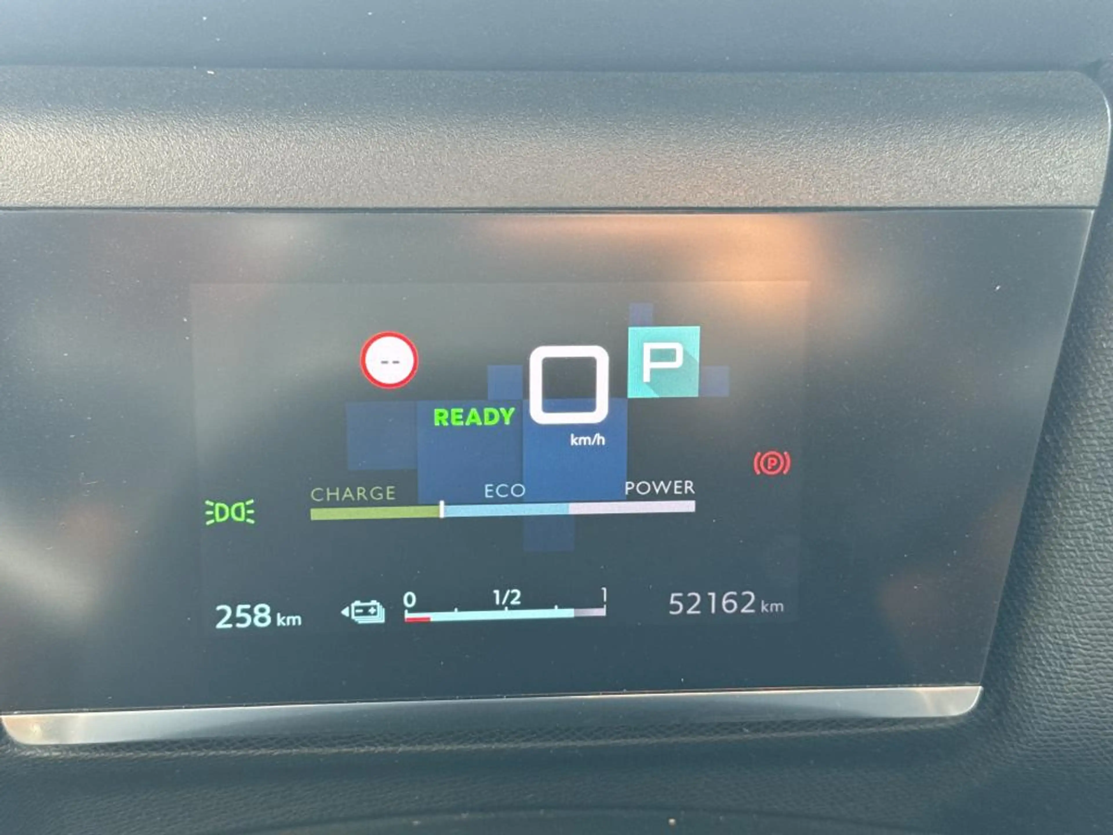 Citroen E-C4 Electric You 50 kWh 3 Fase | Incl. Zomerset | Navigatie by — photo 13