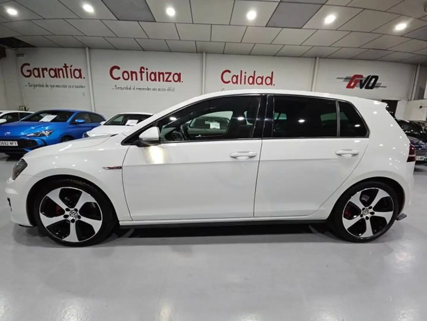 Volkswagen Golf GTI 2.0 TSI 220 Blanco - 2