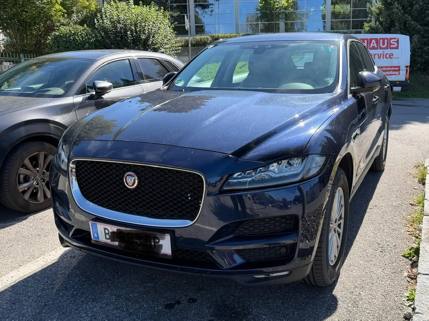 Jaguar F-Pace F-Pace 20d AWD Portfolio Aut.Portfolio Blau - 1