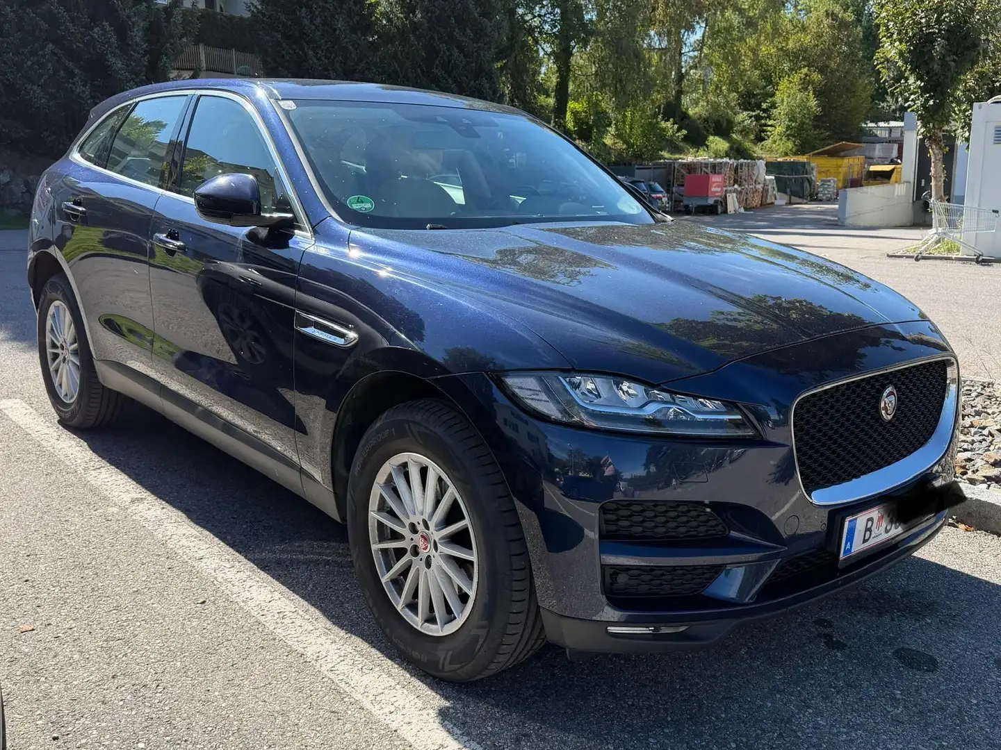 Jaguar F-Pace F-Pace 20d AWD Portfolio Aut.Portfolio Blau - 2