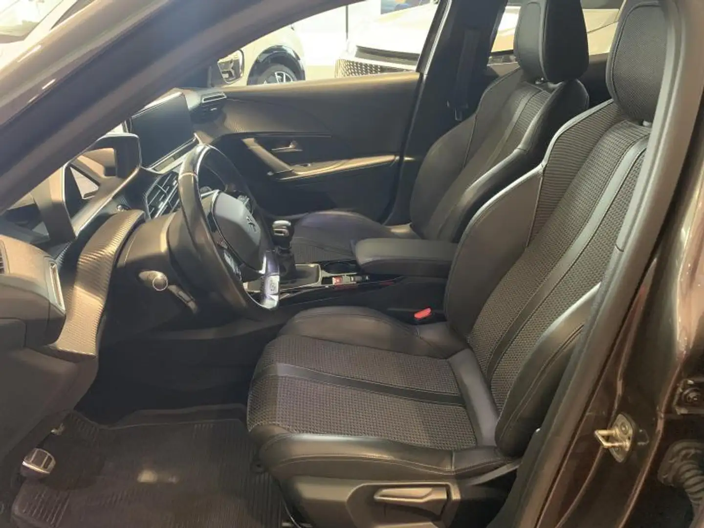 Peugeot 2008 GT Grigio - 2