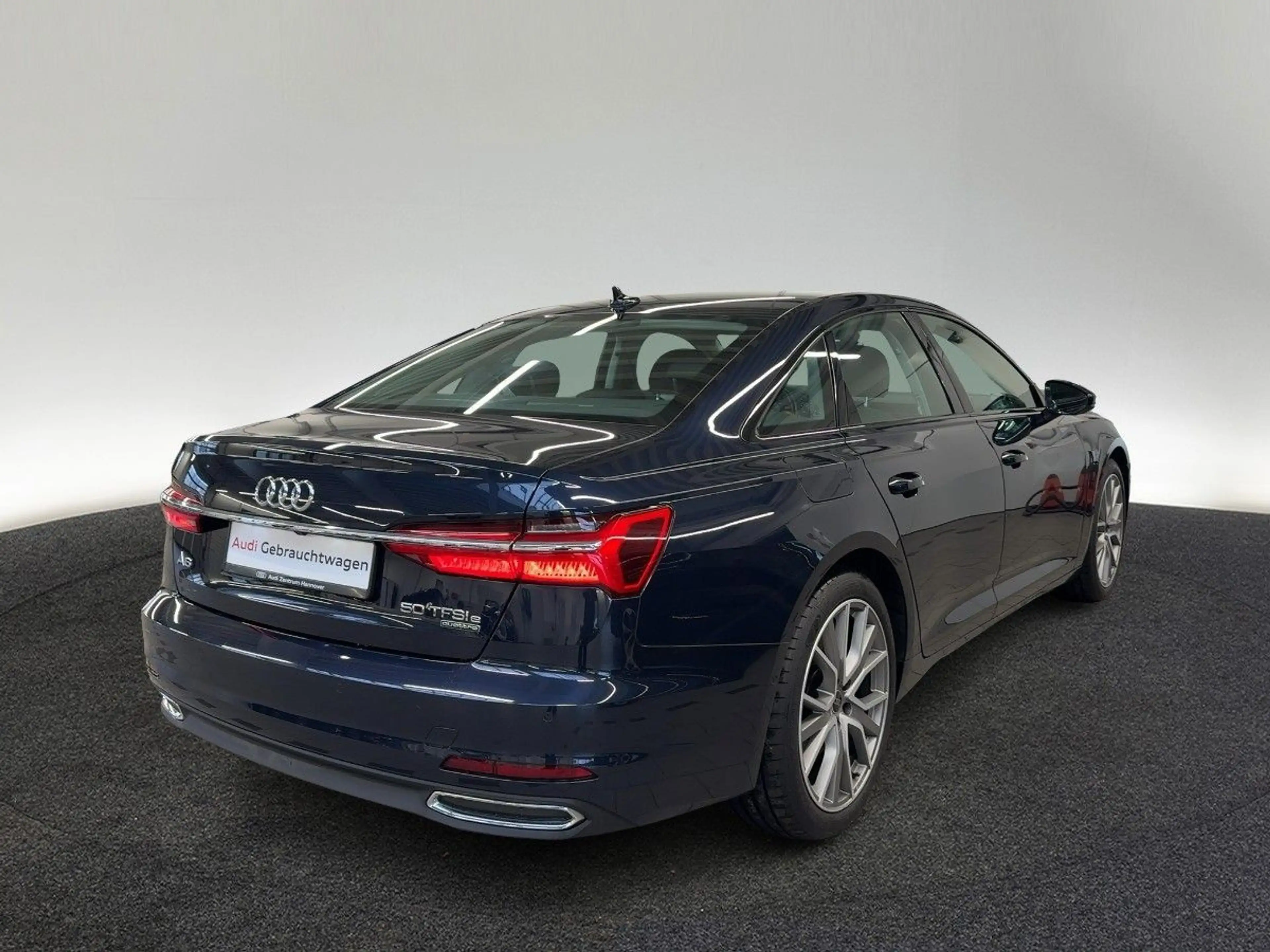 Audi A6 50 TFSI e quattro Head-Up Standklim — photo 5