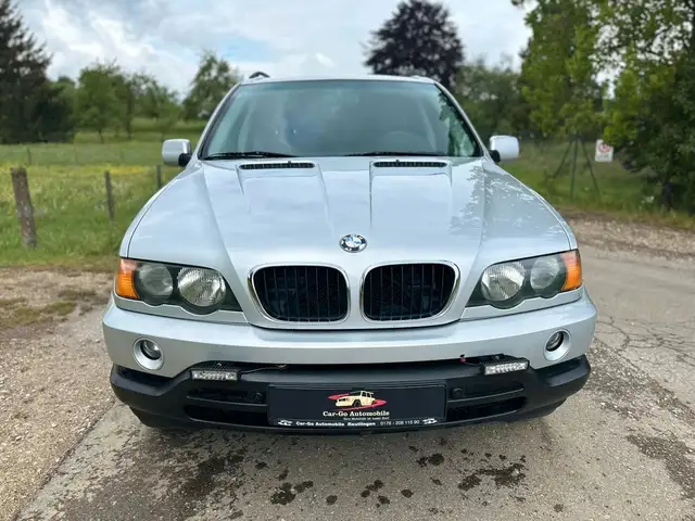 BMW X5 3.0d xDrive*Aut.*AHK*Leder*Temp*SHZ*vielesNEU