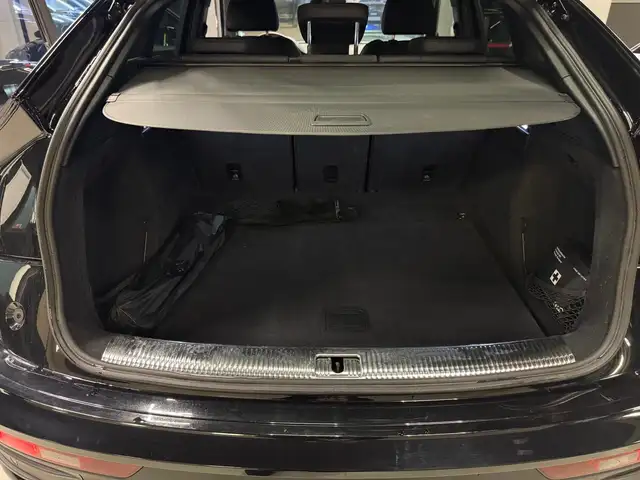 Audi Q5 view 21