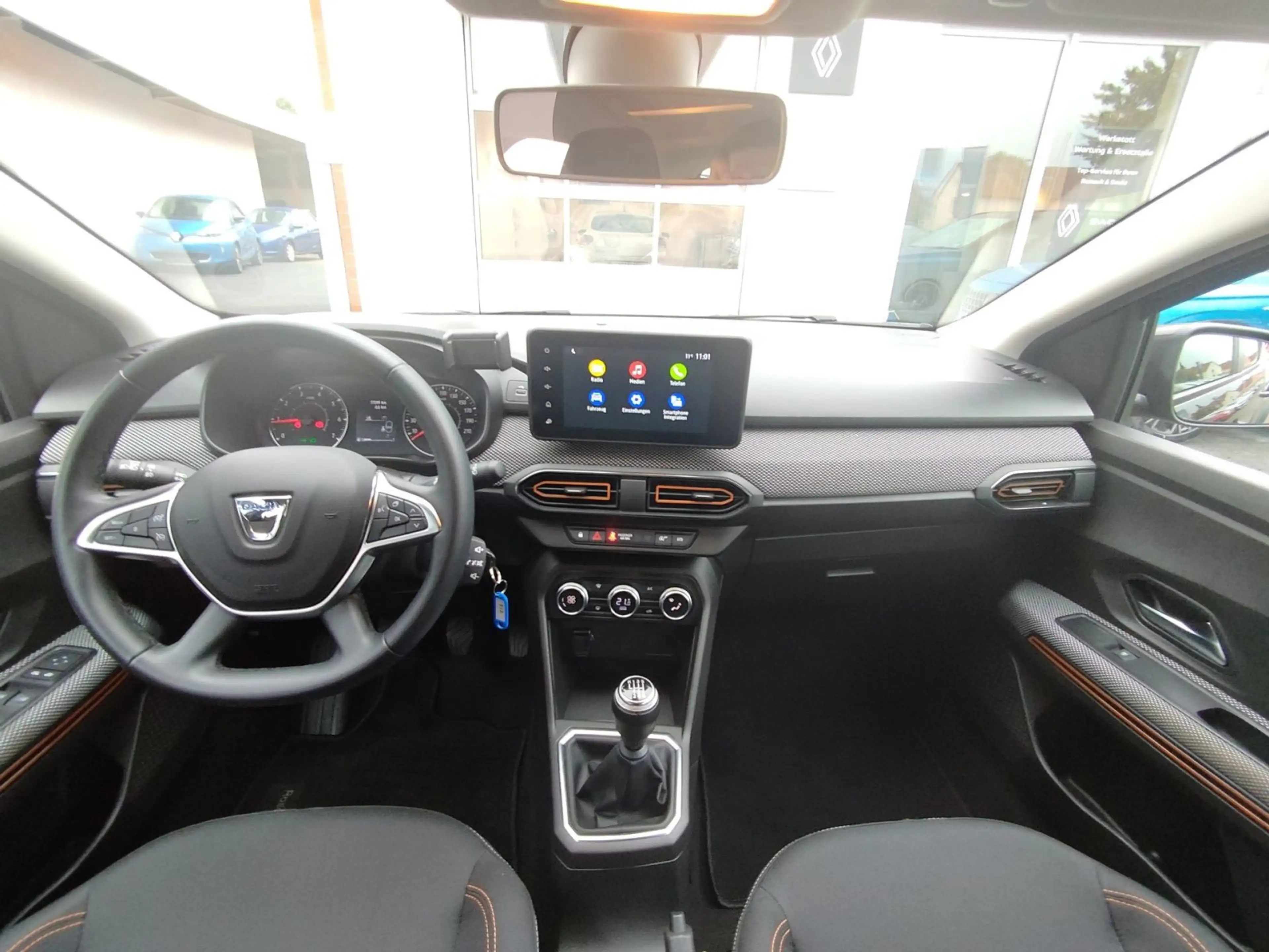 Dacia Sandero Stepway Comfort TCe 90 (MY2021) — photo 10