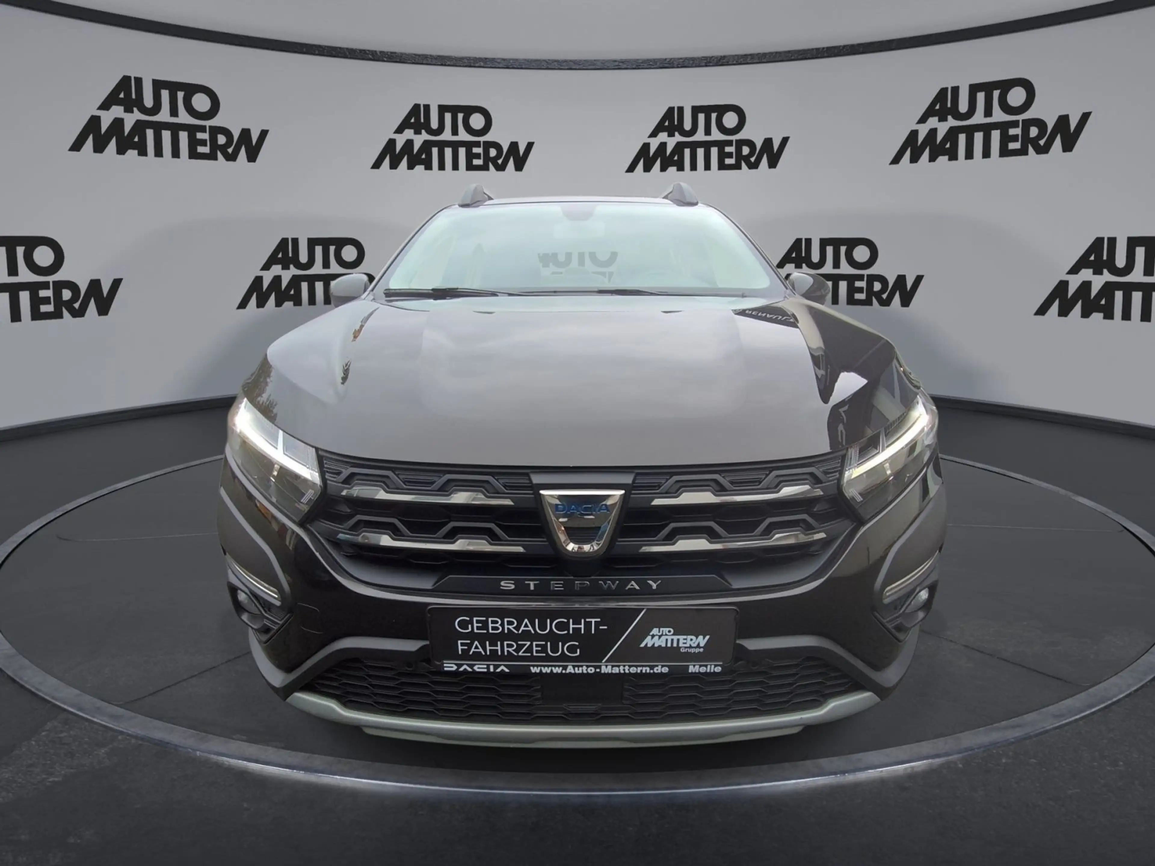 Dacia Sandero Stepway Comfort TCe 90 (MY2021) — photo 3