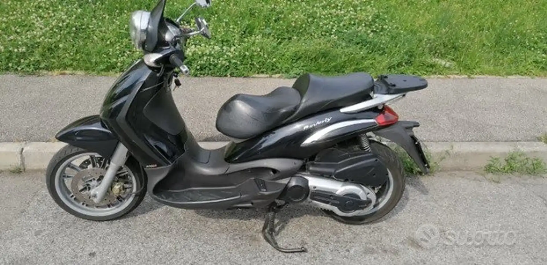 Piaggio Beverly 500 500 i.e. Czarny - 2