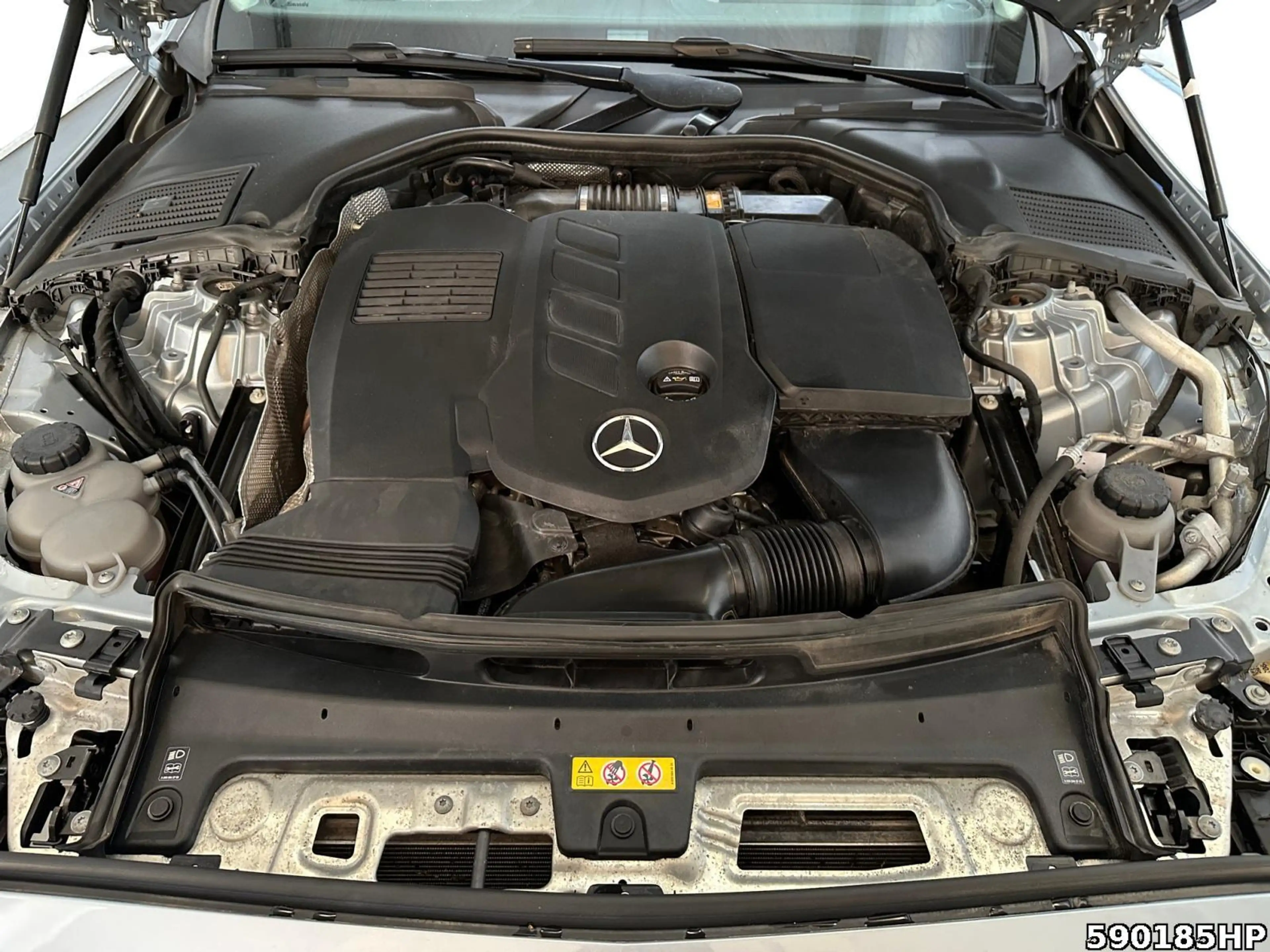 Mercedes-Benz C 220 d T AMG DIGITAL-LIGHT Distronic Ambiente — photo 13