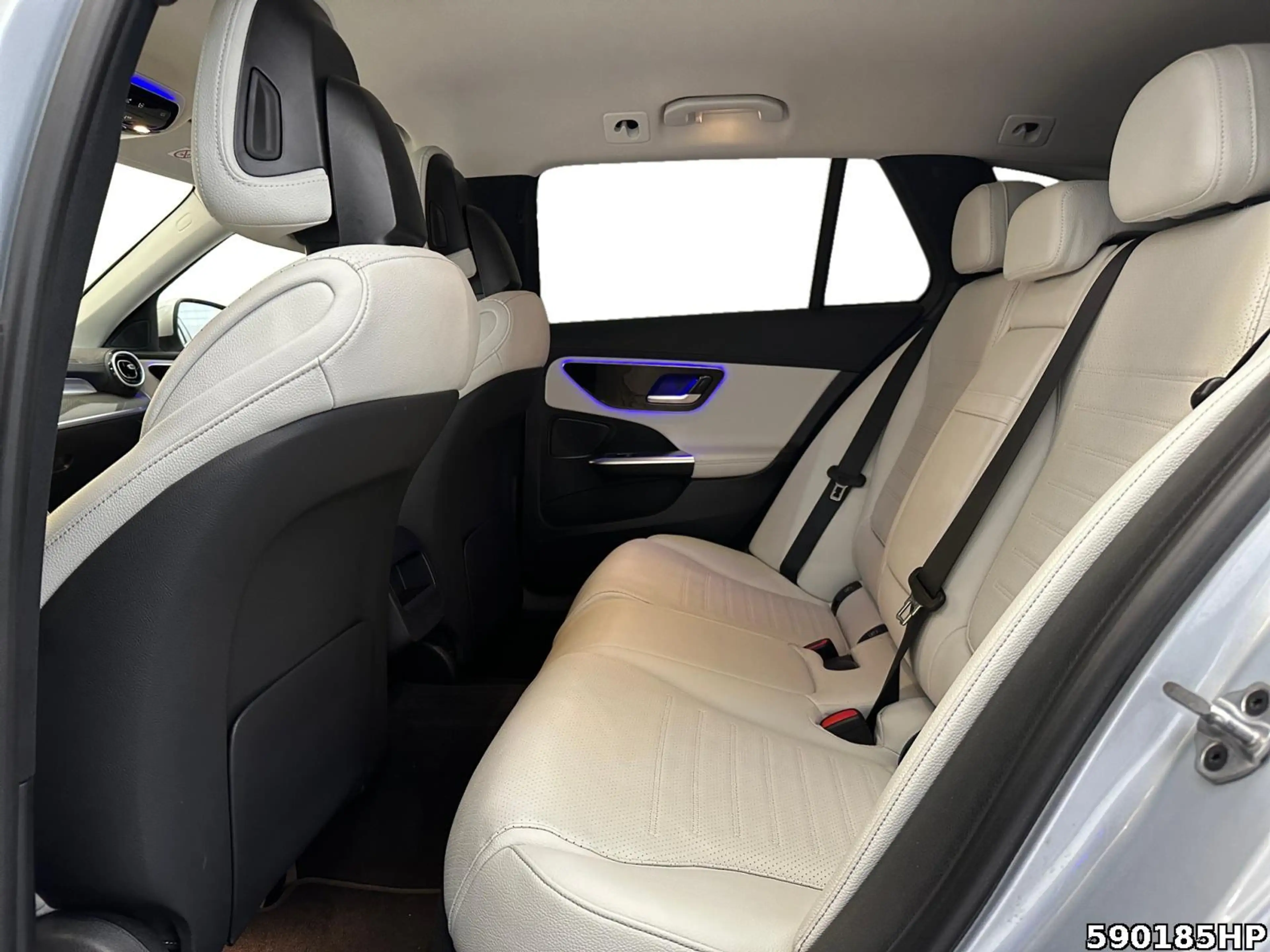 Mercedes-Benz C 220 d T AMG DIGITAL-LIGHT Distronic Ambiente — photo 10