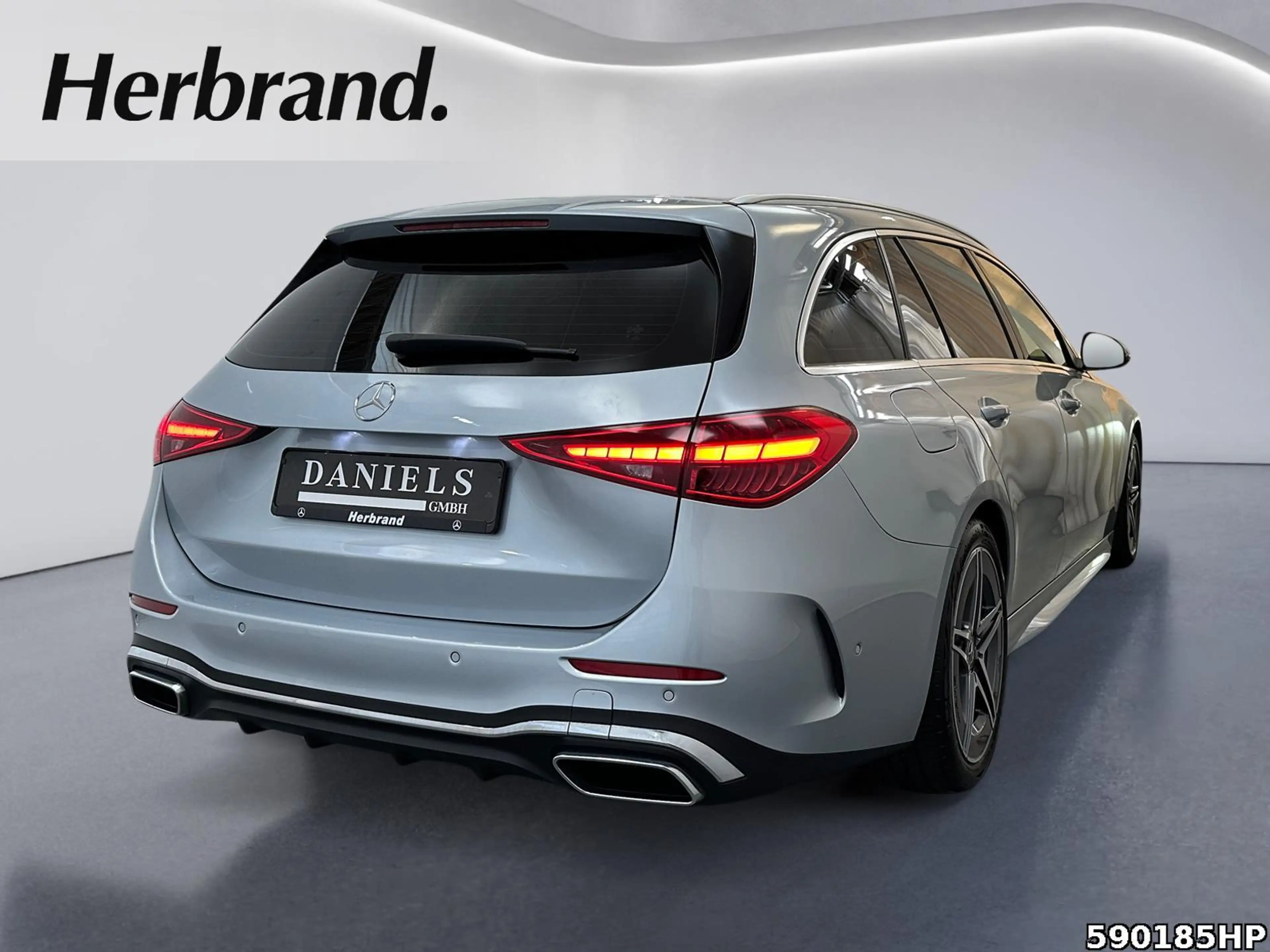 Mercedes-Benz C 220 d T AMG DIGITAL-LIGHT Distronic Ambiente — photo 3