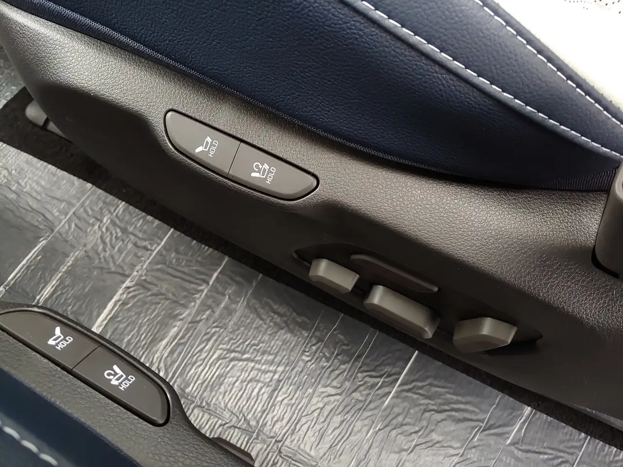 Kia Carnival photo Kia Carnival