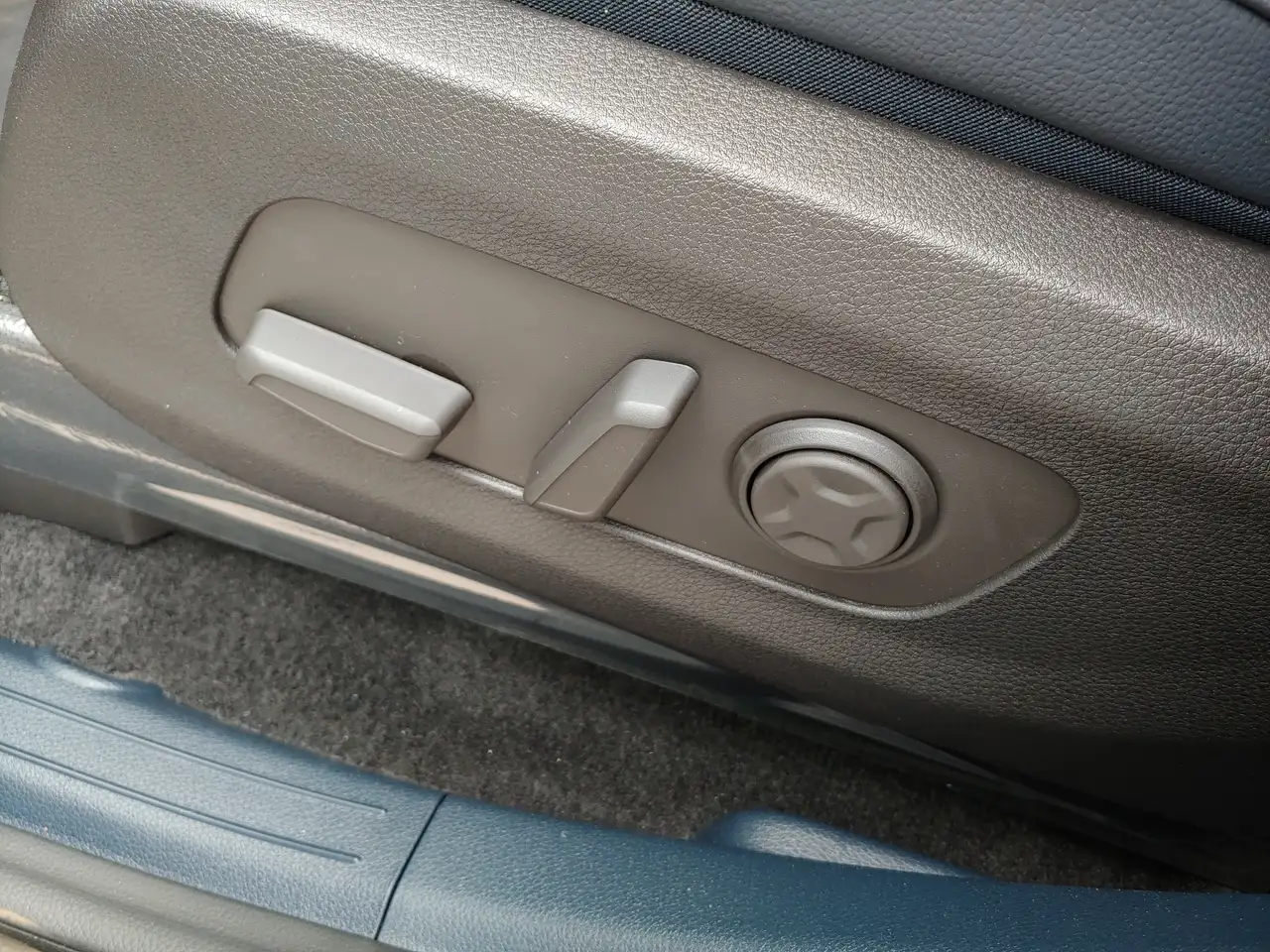 Kia Carnival photo Kia Carnival