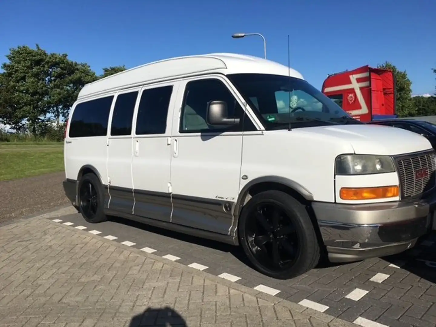 GMC Savana EXPLORER Weiß - 1