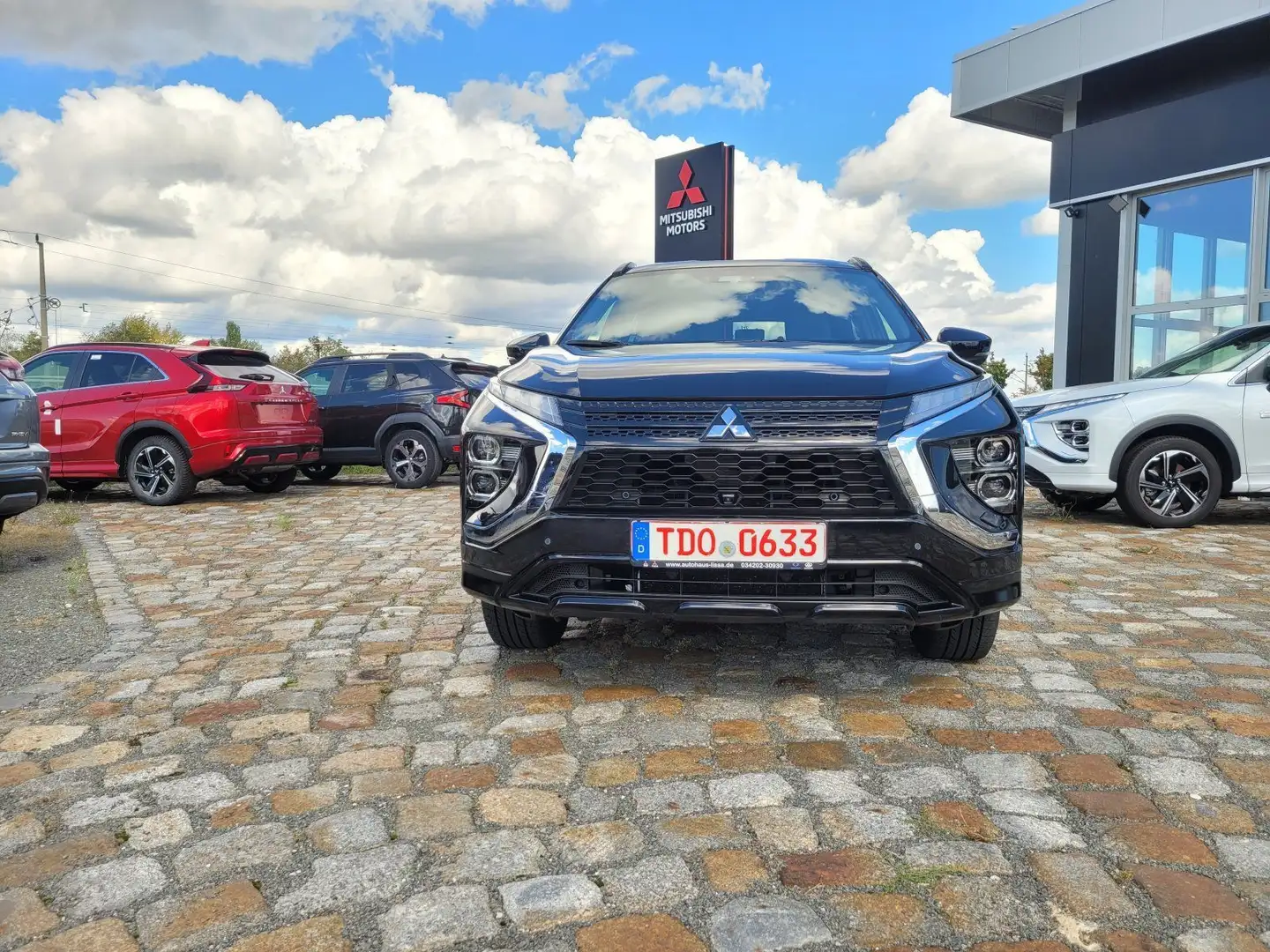 Mitsubishi Eclipse Cross 2.4 SELECT 2.4 MIVEC PHEV EU6d Sel Schwarz - 2