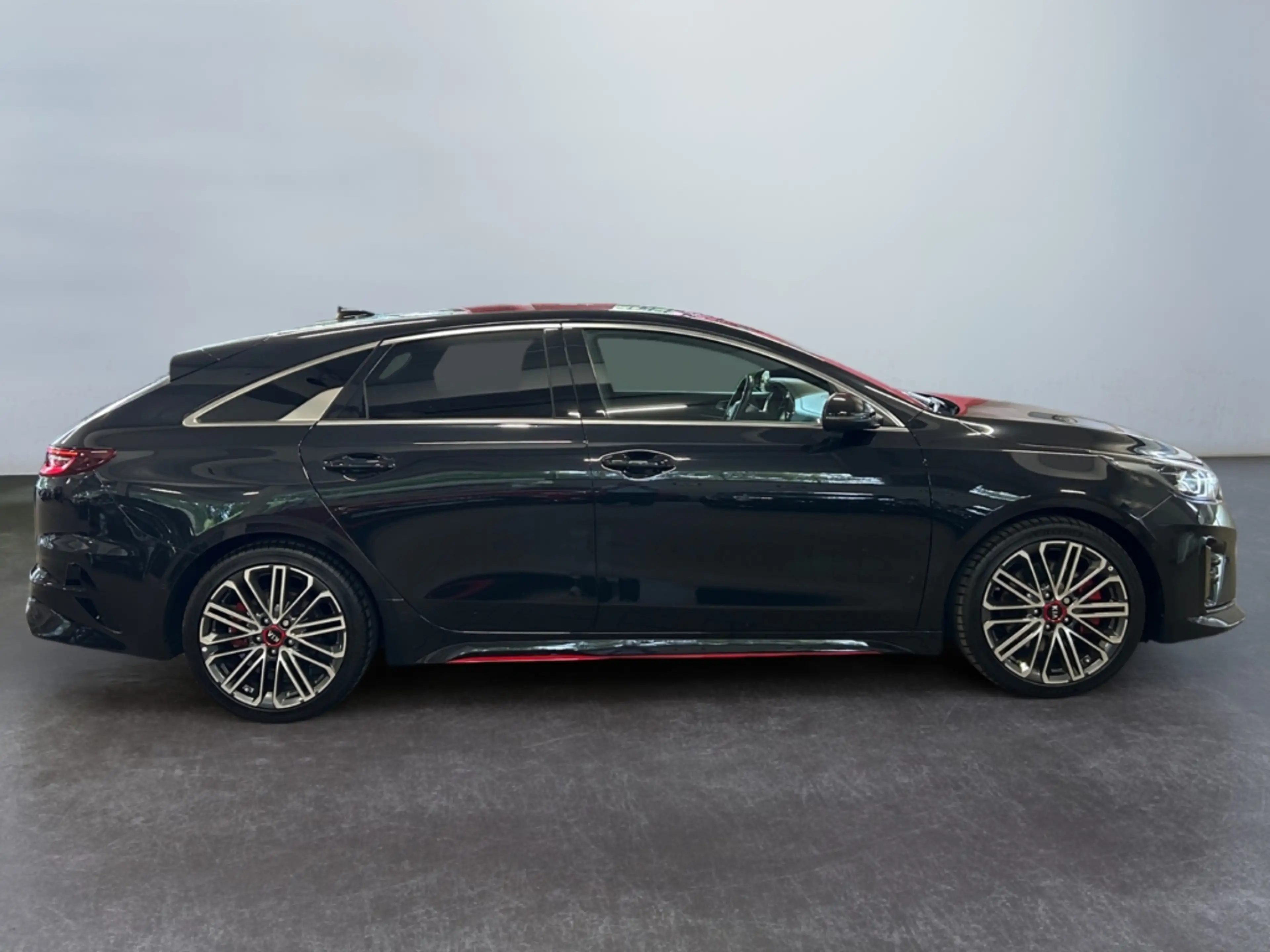 Kia ProCeed / pro_cee'd 1.6 T-GDI GT *Digi CP*Leder*JBL*CAM*SHZ* — photo 10