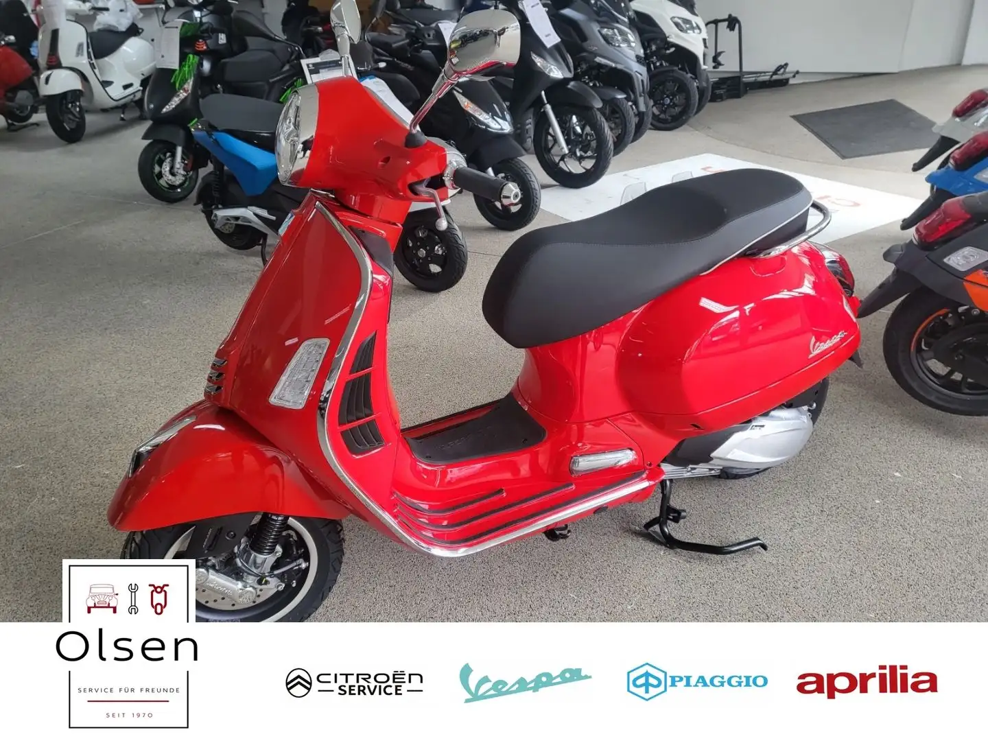 Vespa GTS 125 Super E5 + Rosso Rood - 1