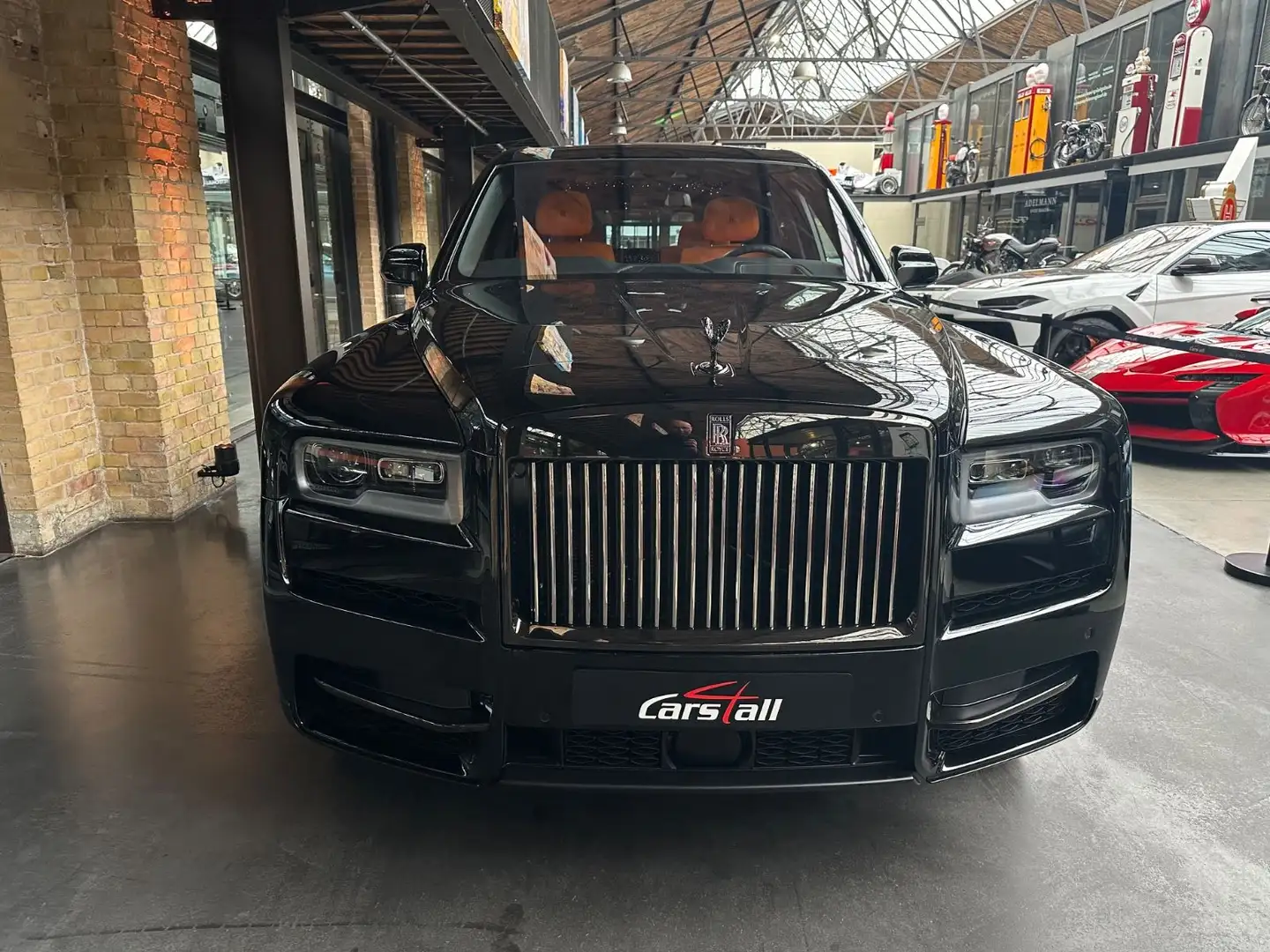 Rolls-Royce Cullinan Black Badge MY24/ Mandarin /4 seat spec Noir - 2