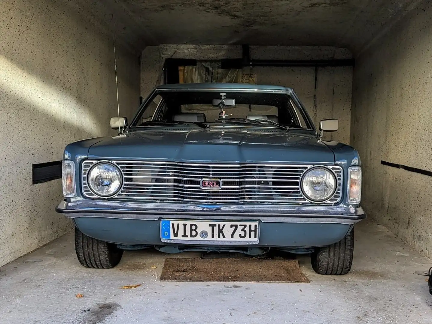 Ford Taunus Сірий - 1