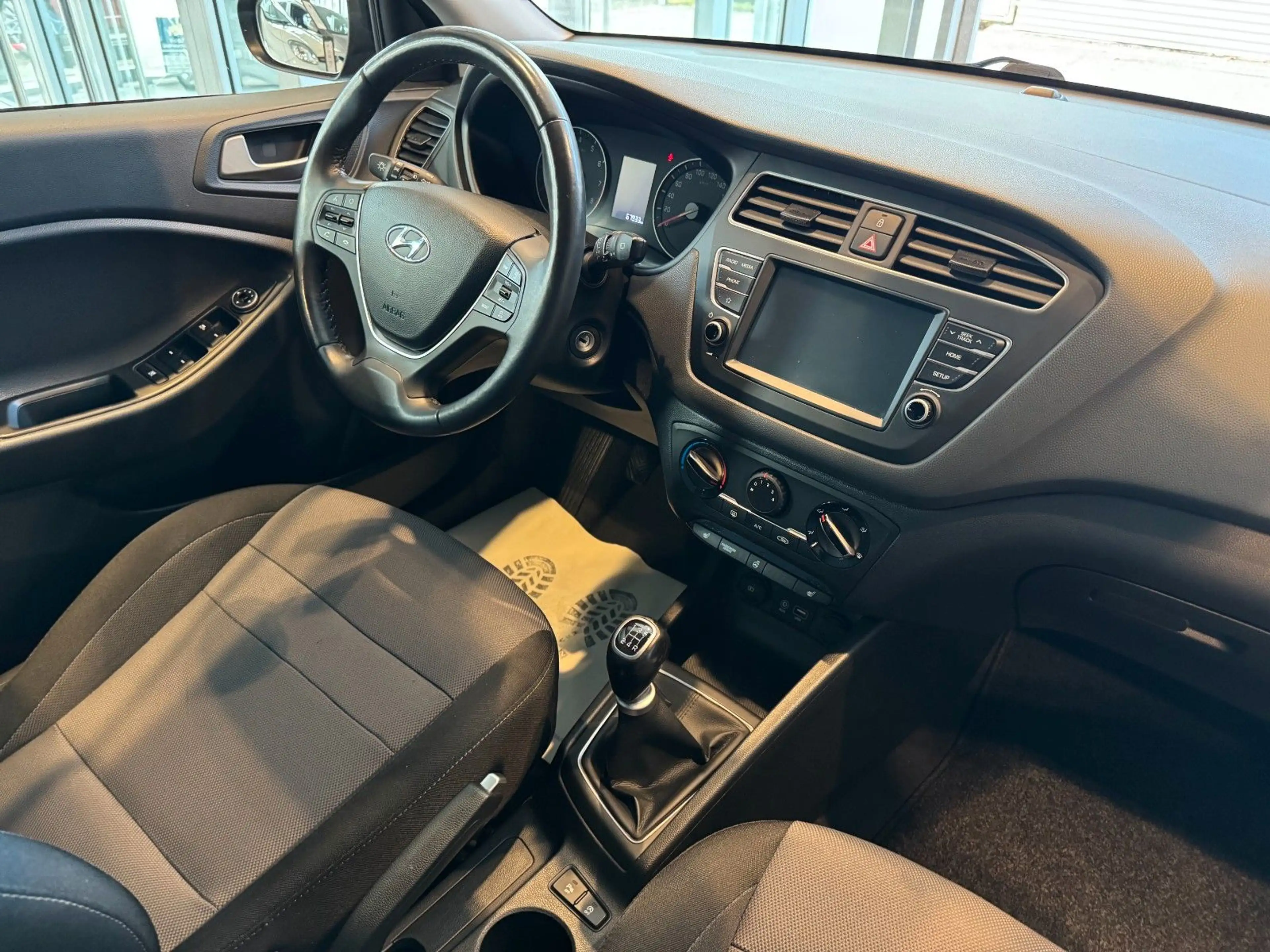 Hyundai i20 YES! — photo 7
