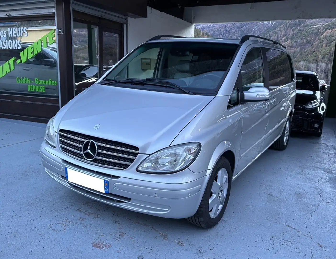 Mercedes-Benz Viano COMPACT 2.2 CDI AMBIENTE Argent - 1