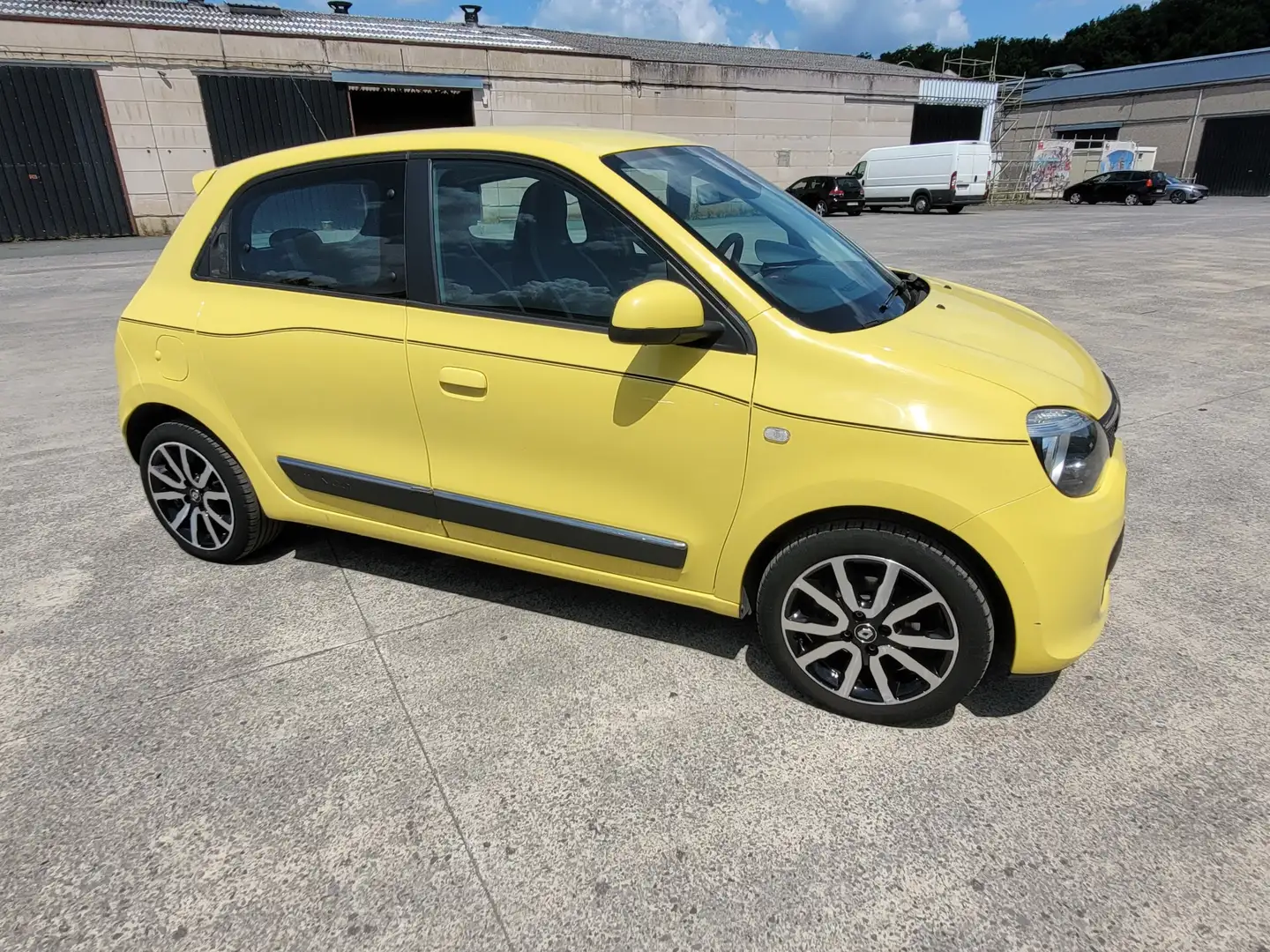 Renault Twingo 1.0i Jaune - 2