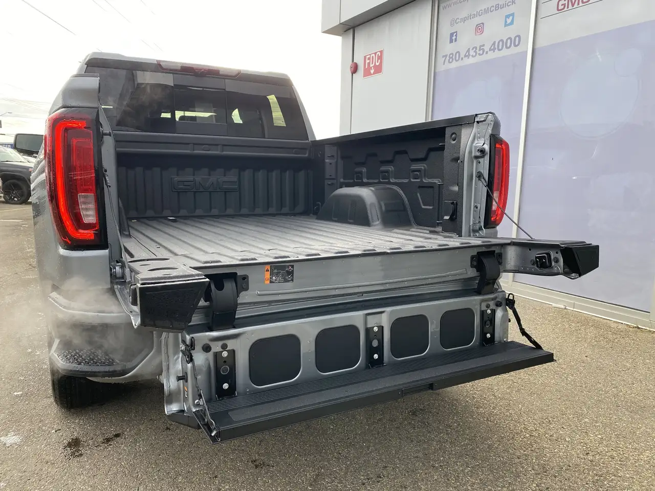 GMC Sierra 1500 снимка GMC Sierra 1500
