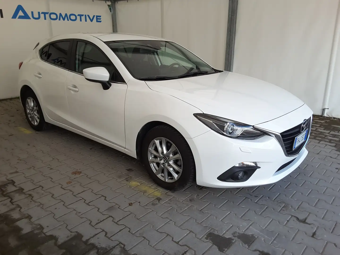 Mazda 3 1.5 Skyactiv-D 105cv Evolve + Evolve Pack *EURO 6* White - 2