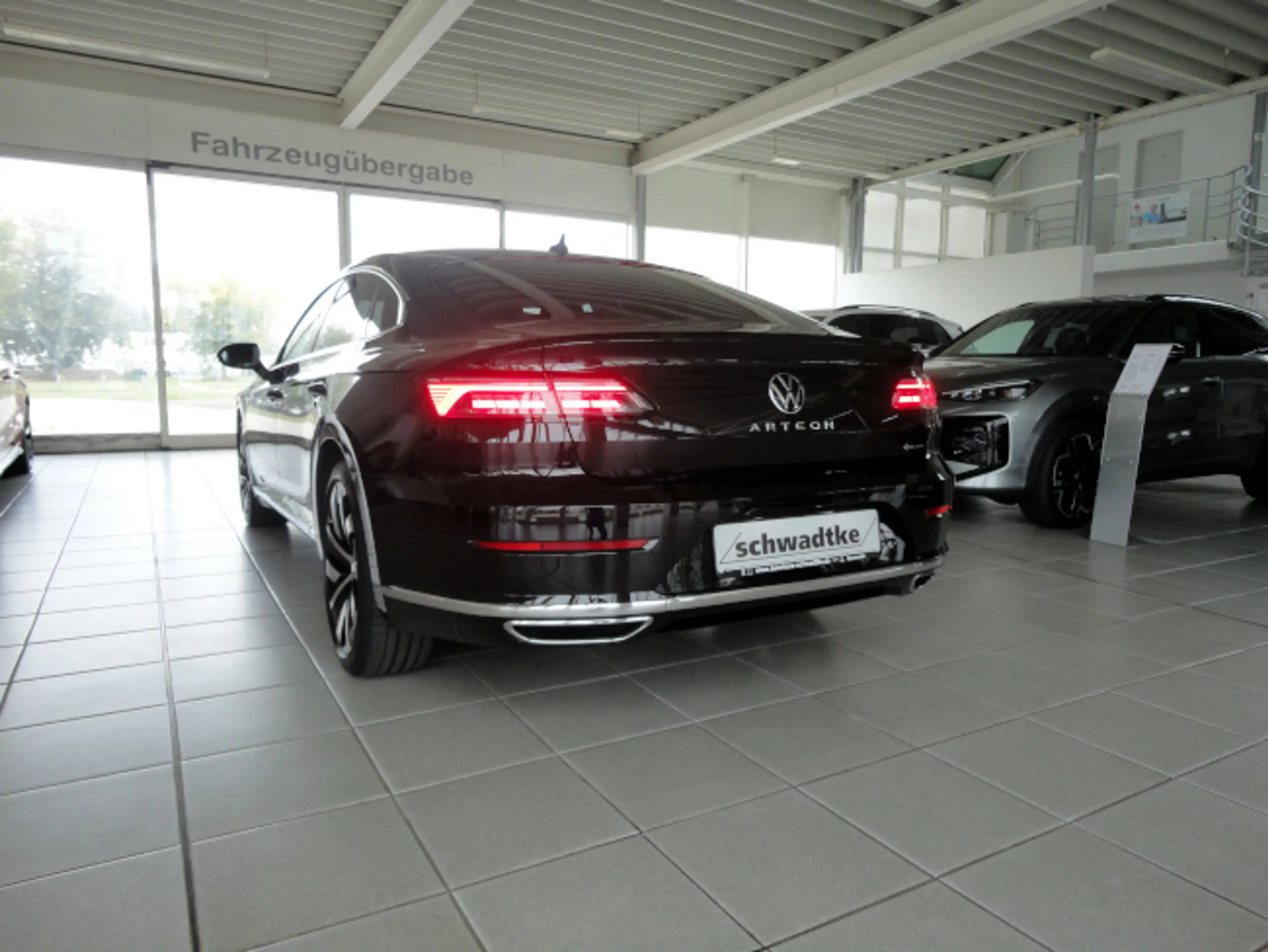 Volkswagen Arteon Elegance TDI 4Motion DSG — photo 3