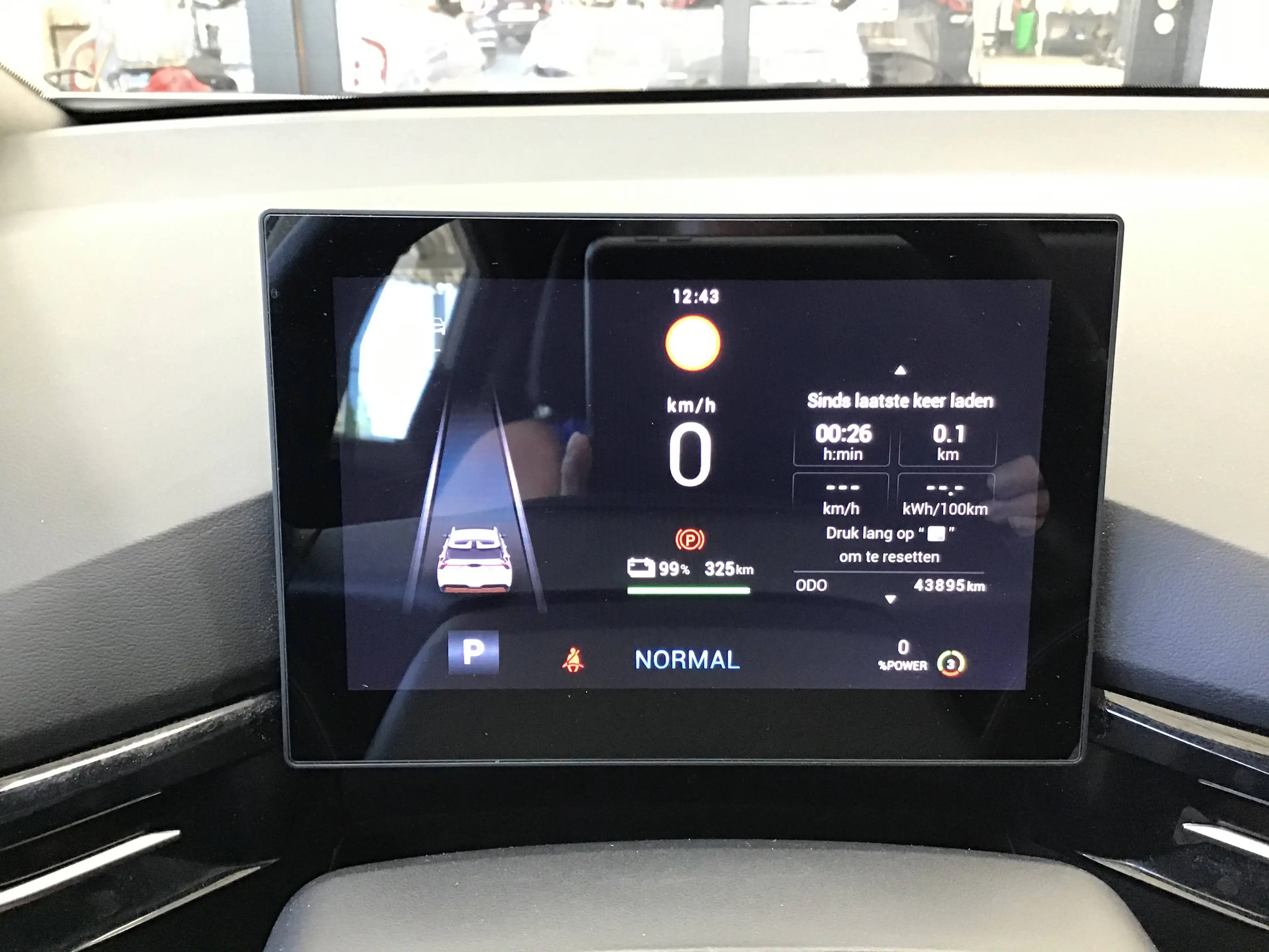 MG MG4 54 kWh AUTOMAAT BJ12/2024 43895KM DABRADIO AIRCO — photo 12