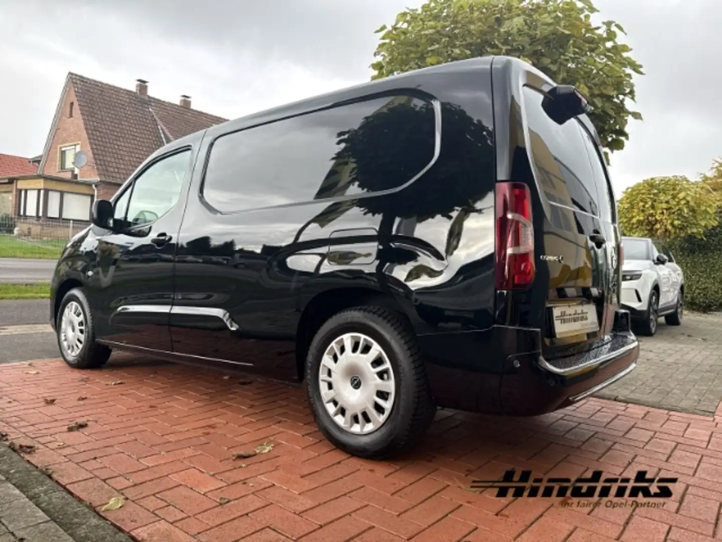 Opel Combo E - e Basis XL Cargo Elektro Mehrzonenklima Musiks Schwarz - 2