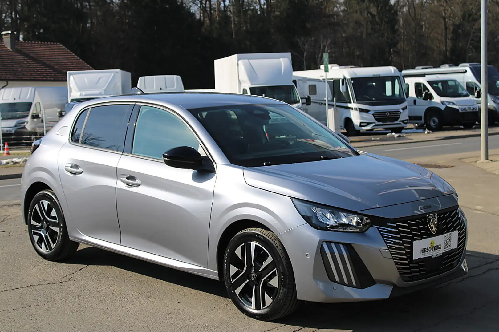 Peugeot 208 Hybrid 110 e-DCS6 Allure Silber - 1