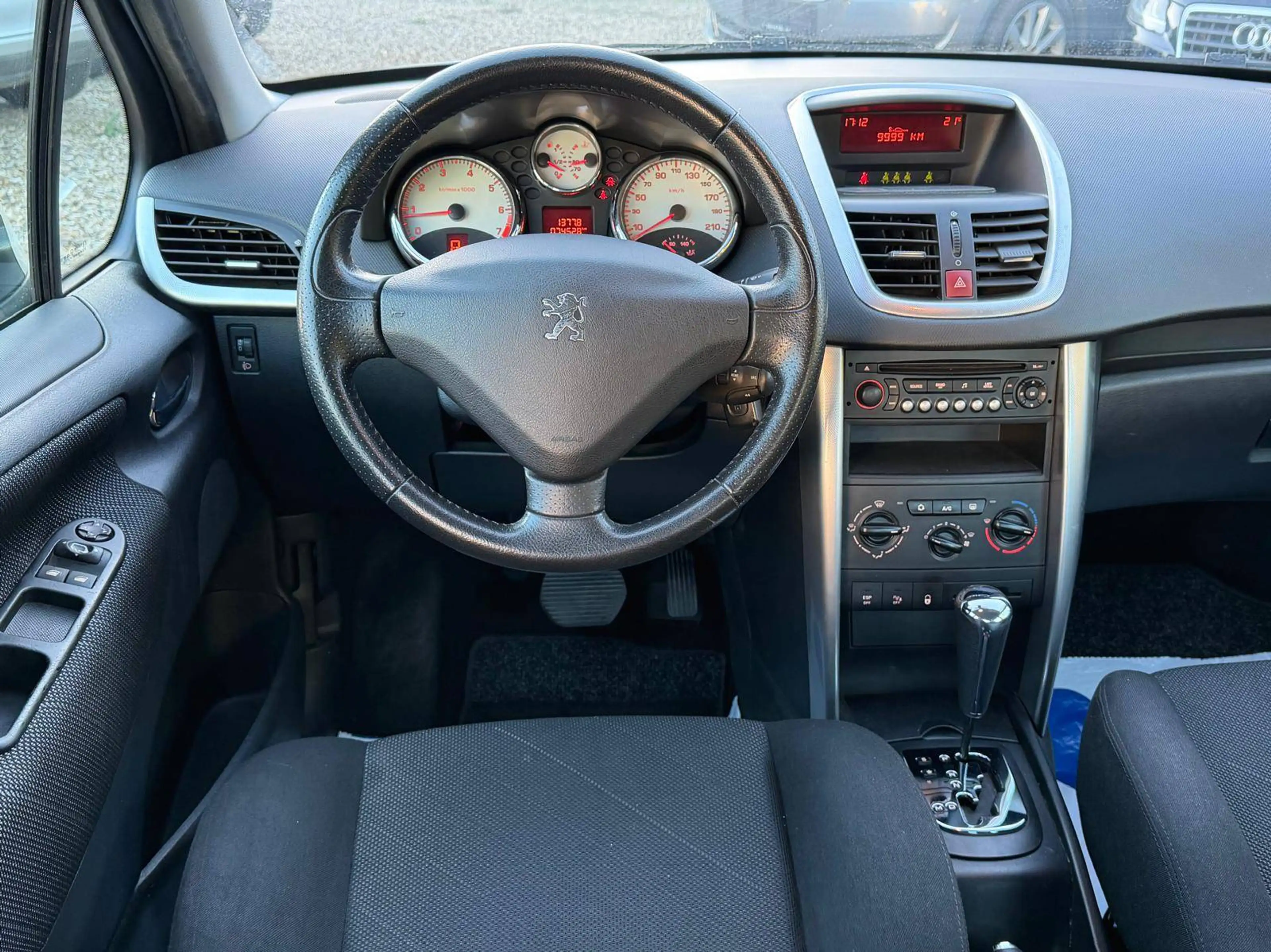 Peugeot 207 1.6 Sport Automatik 1Hand Sitzheizung Einparkhilfe Klima — photo 15