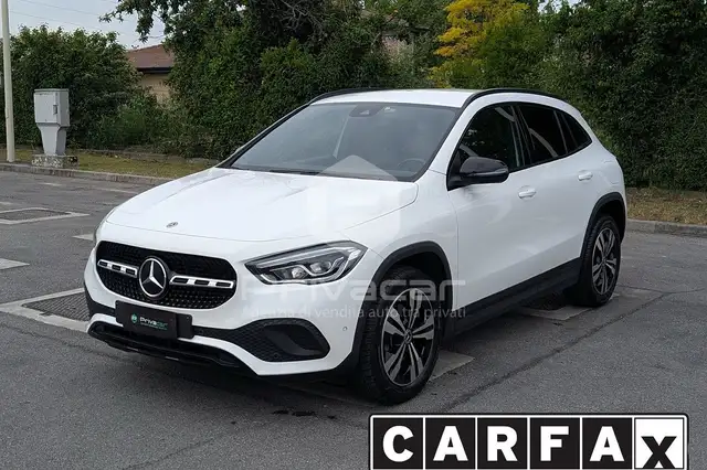 Mercedes-Benz GLA 200 GLA 200 d Automatic 4Matic Sport Plus
